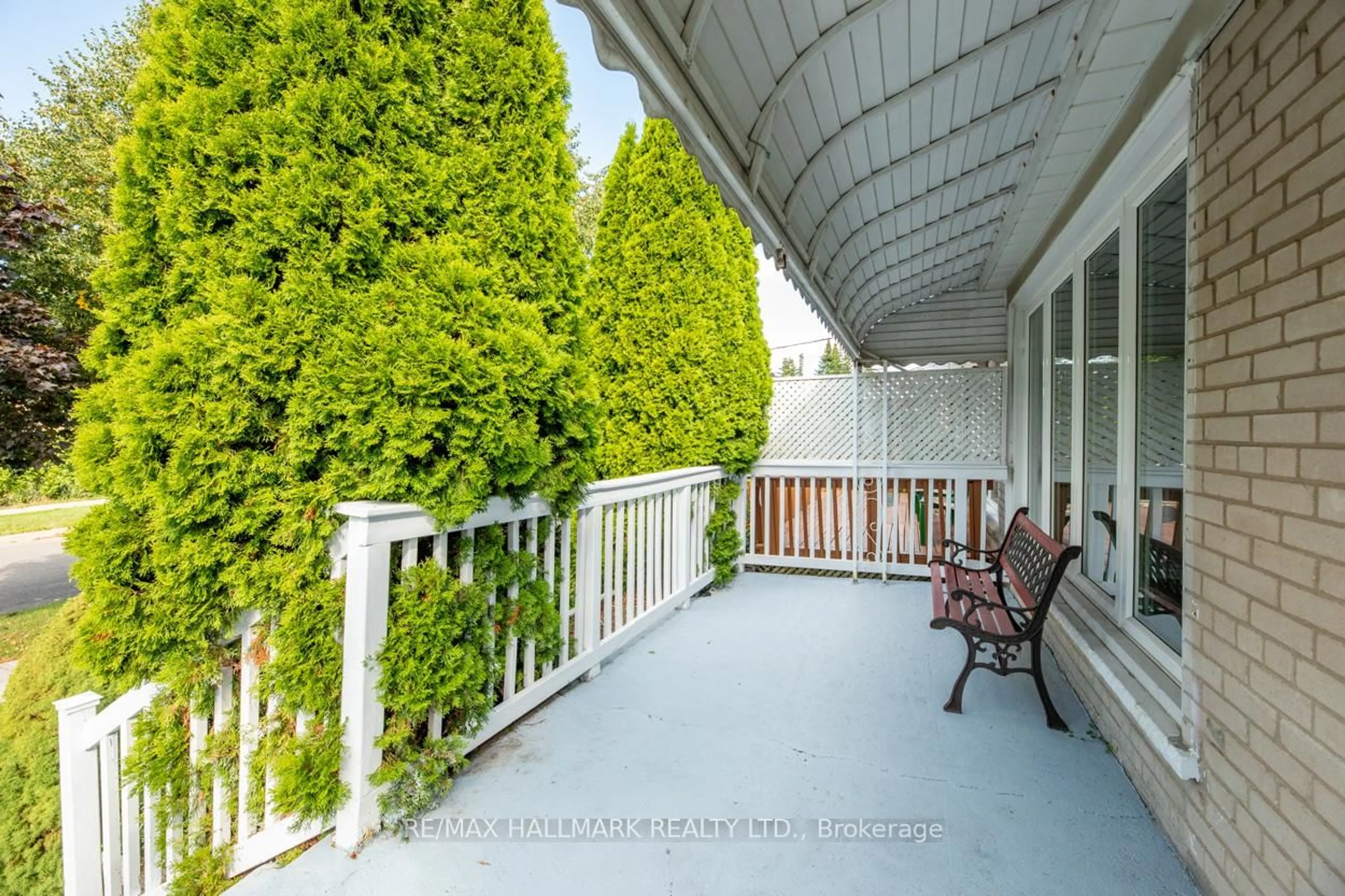 Patio, street for 67 Trinnell Blvd, Toronto Ontario M1L 1S6