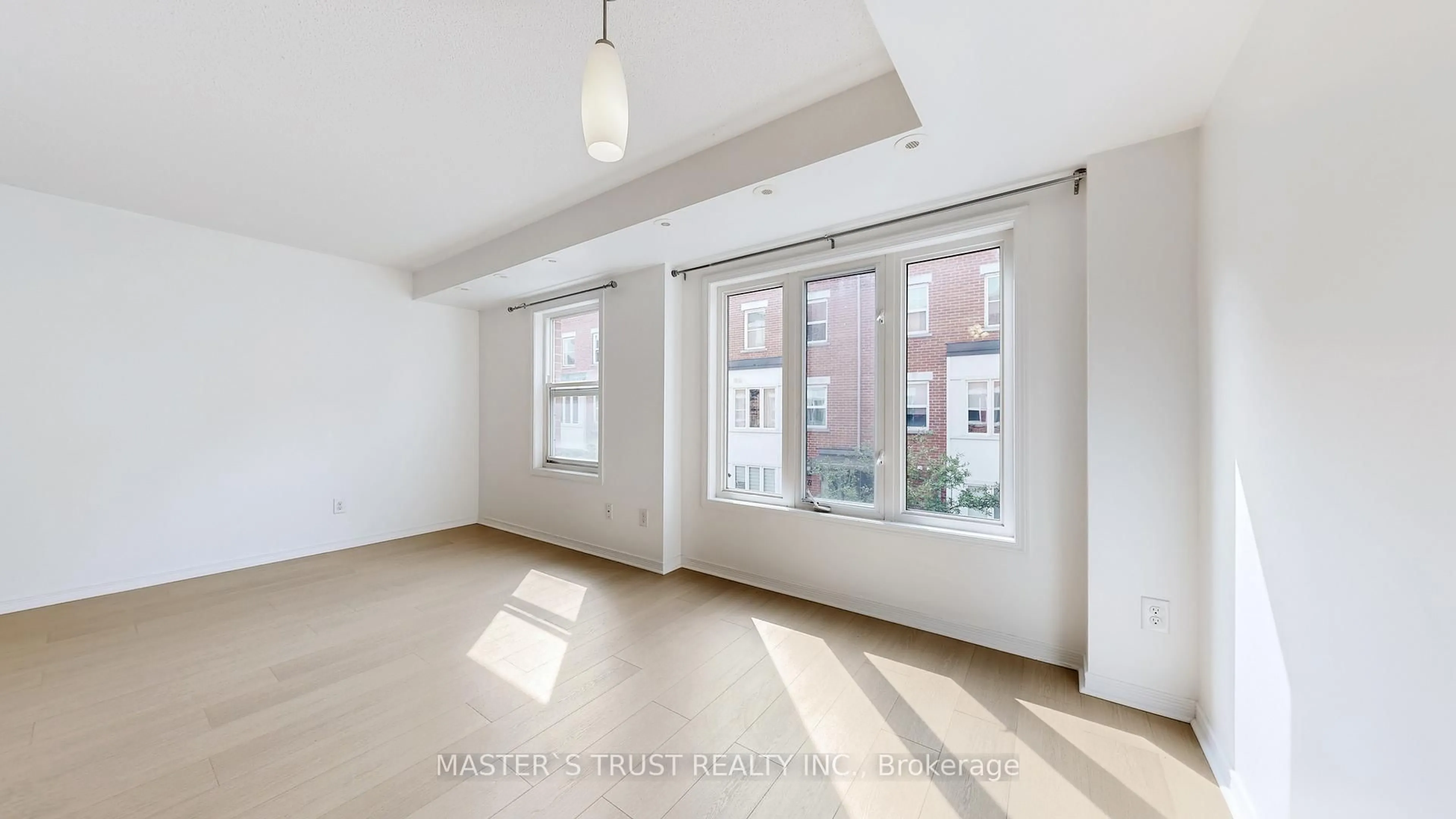 A pic of a room for 74 Munro St #Unit4, Toronto Ontario M4M 2S9