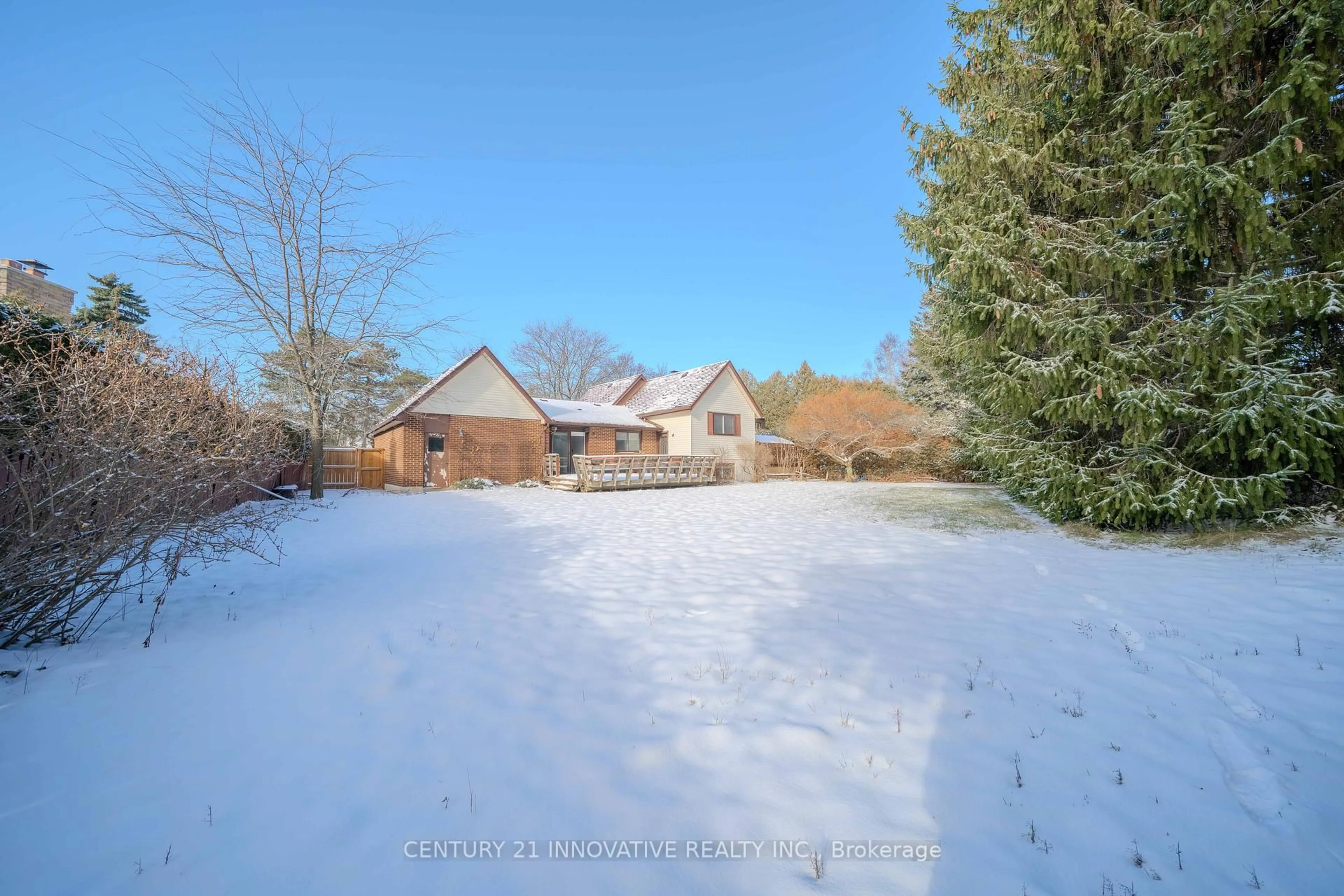 A pic from outside/outdoor area/front of a property/back of a property/a pic from drone, street for 1135 Lobelia Crt, Oshawa Ontario L1G 3H3