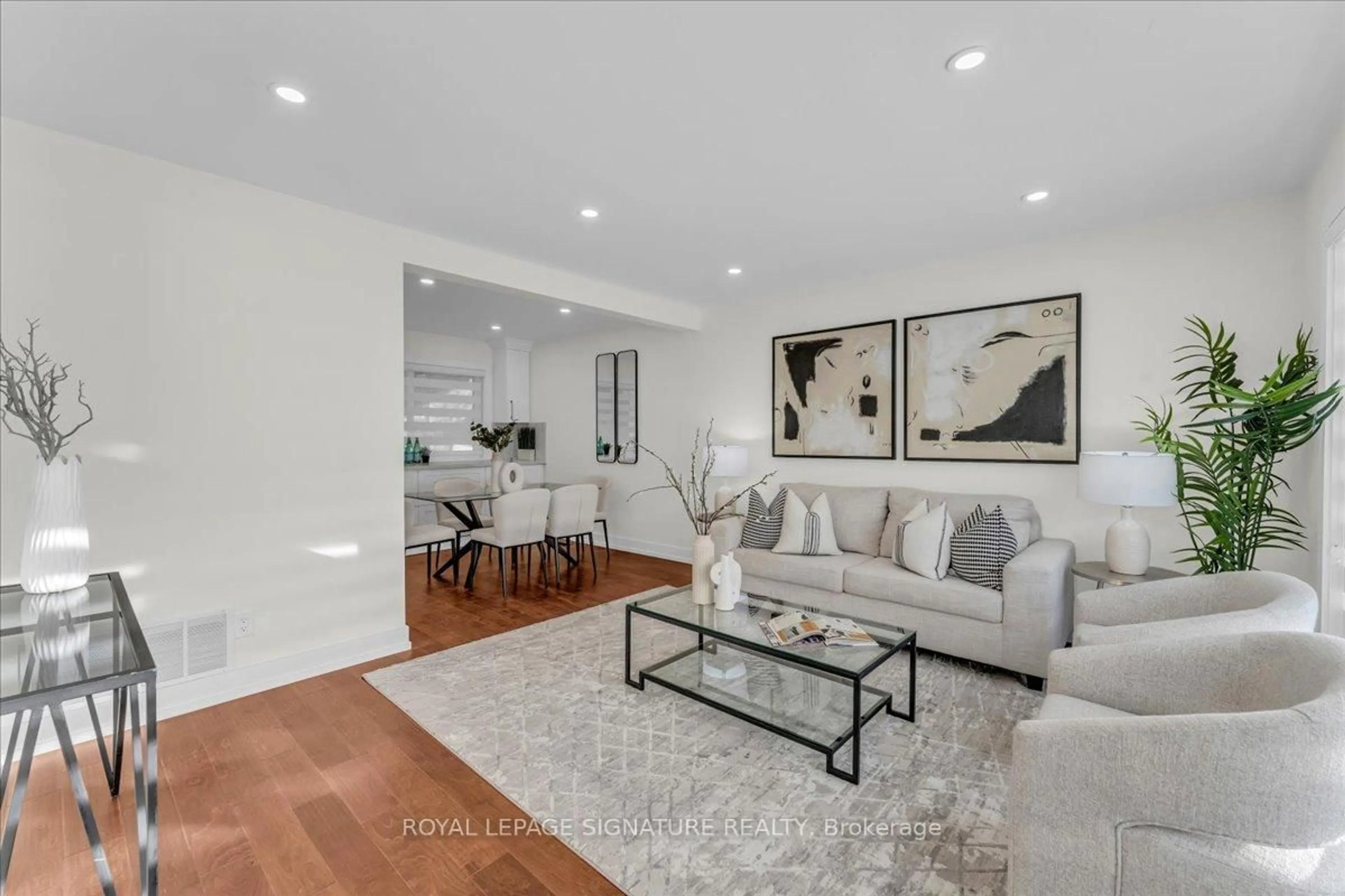 Living room with furniture, unknown for 49 Ivordale Cres, Toronto Ontario M1R 2W7