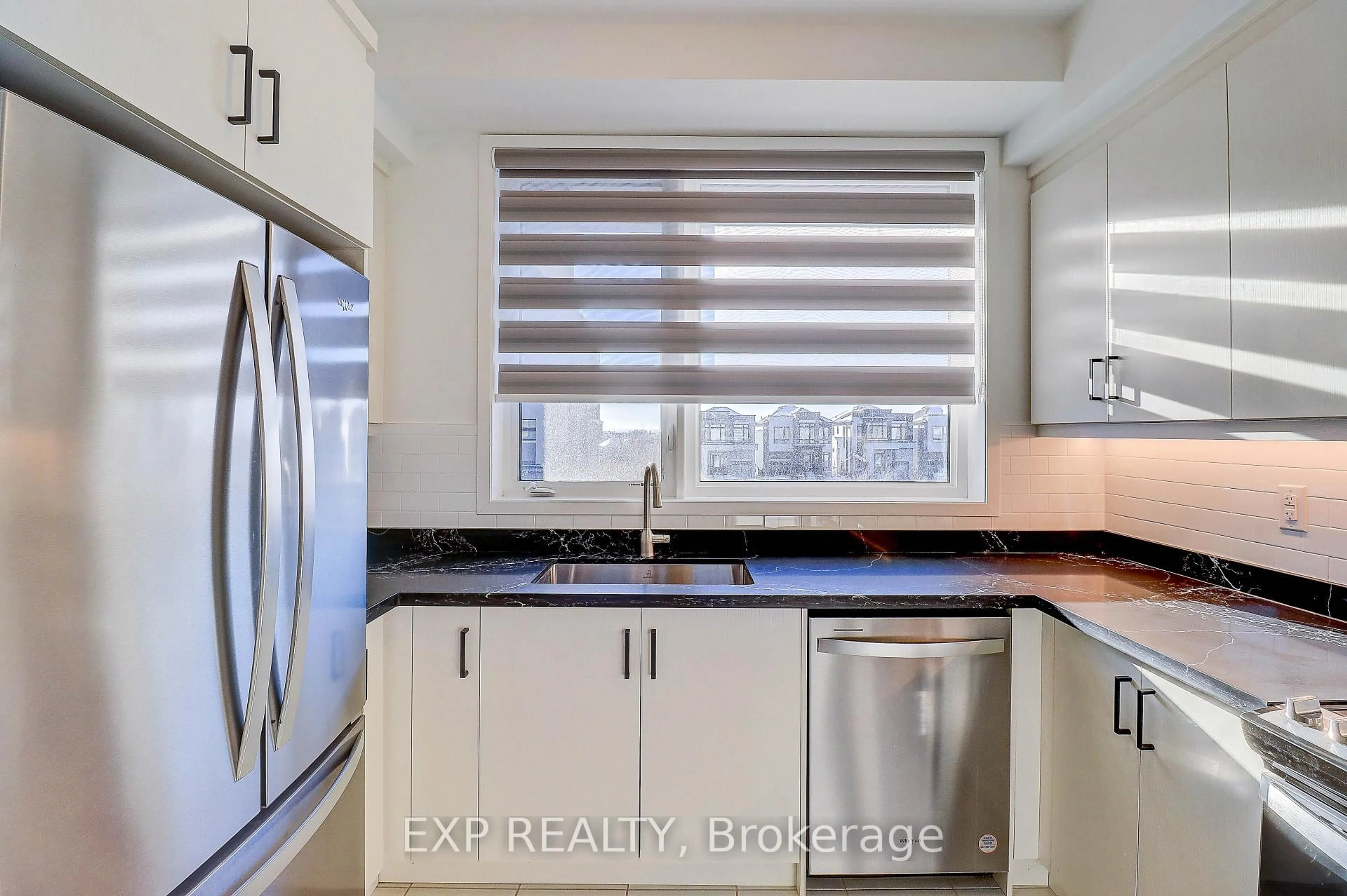 Unknown for 756 Heathrow Path, Oshawa Ontario L1K 3G4