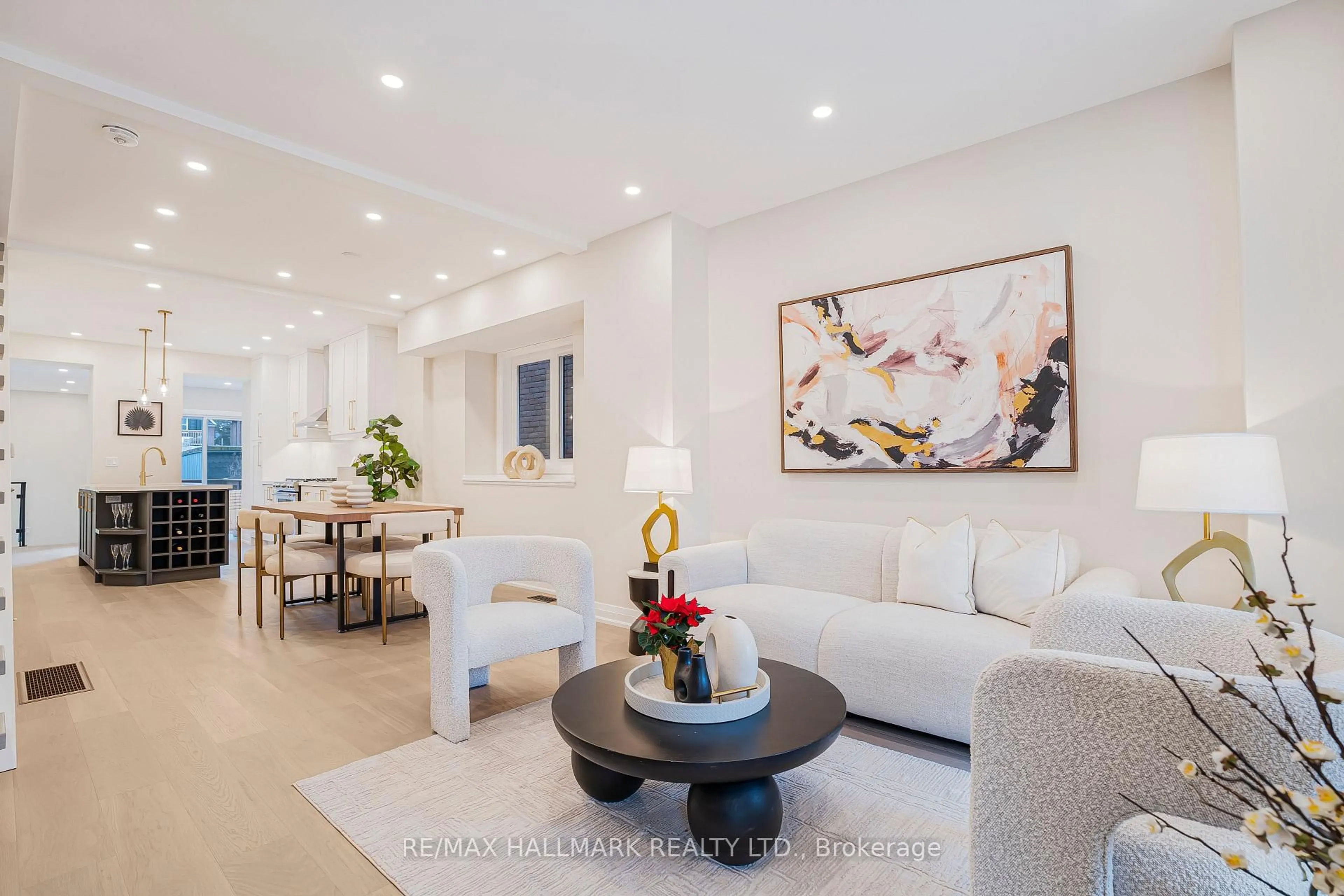 Living room with furniture, unknown for 47 Harcourt Ave, Toronto Ontario M4J 1J3