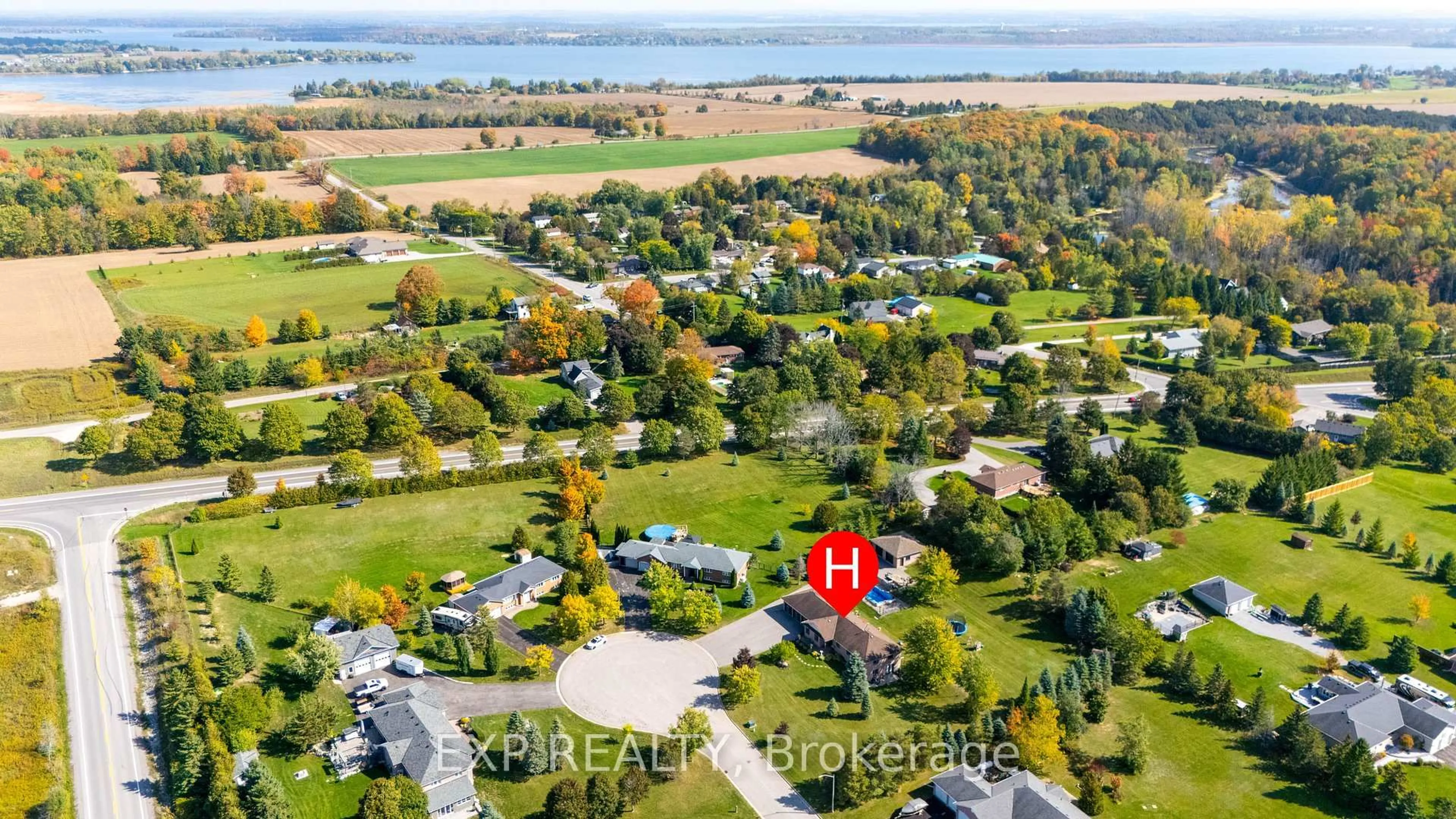 A pic from outside/outdoor area/front of a property/back of a property/a pic from drone, water/lake/river/ocean view for 8 Pardo Crt, Scugog Ontario L0C 1G0