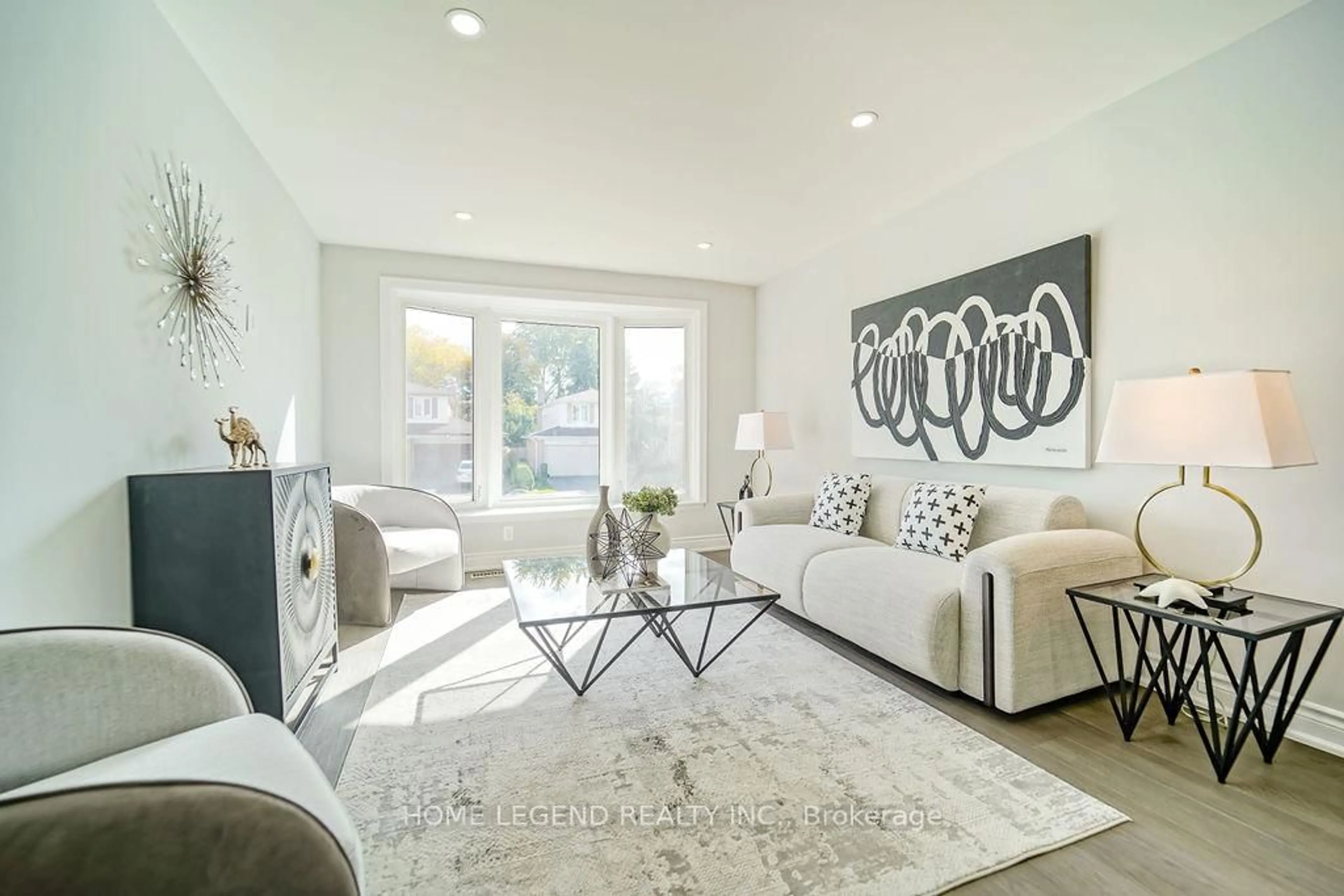 Living room with furniture, unknown for 36 Pebblehill Sq, Toronto Ontario M1S 2P7