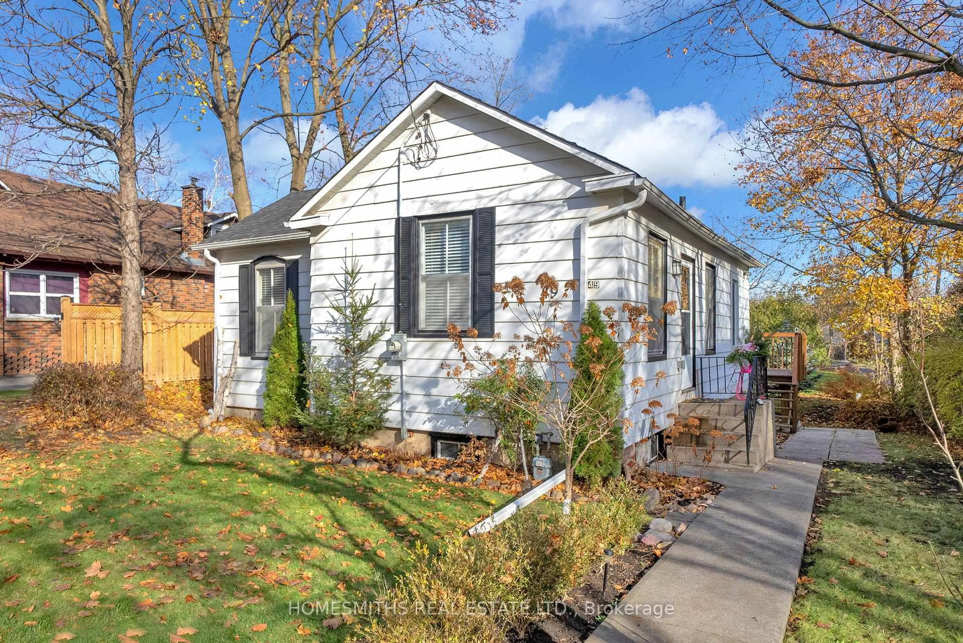 Unknown for 49 Centre St, Clarington Ontario L1C 2Y2