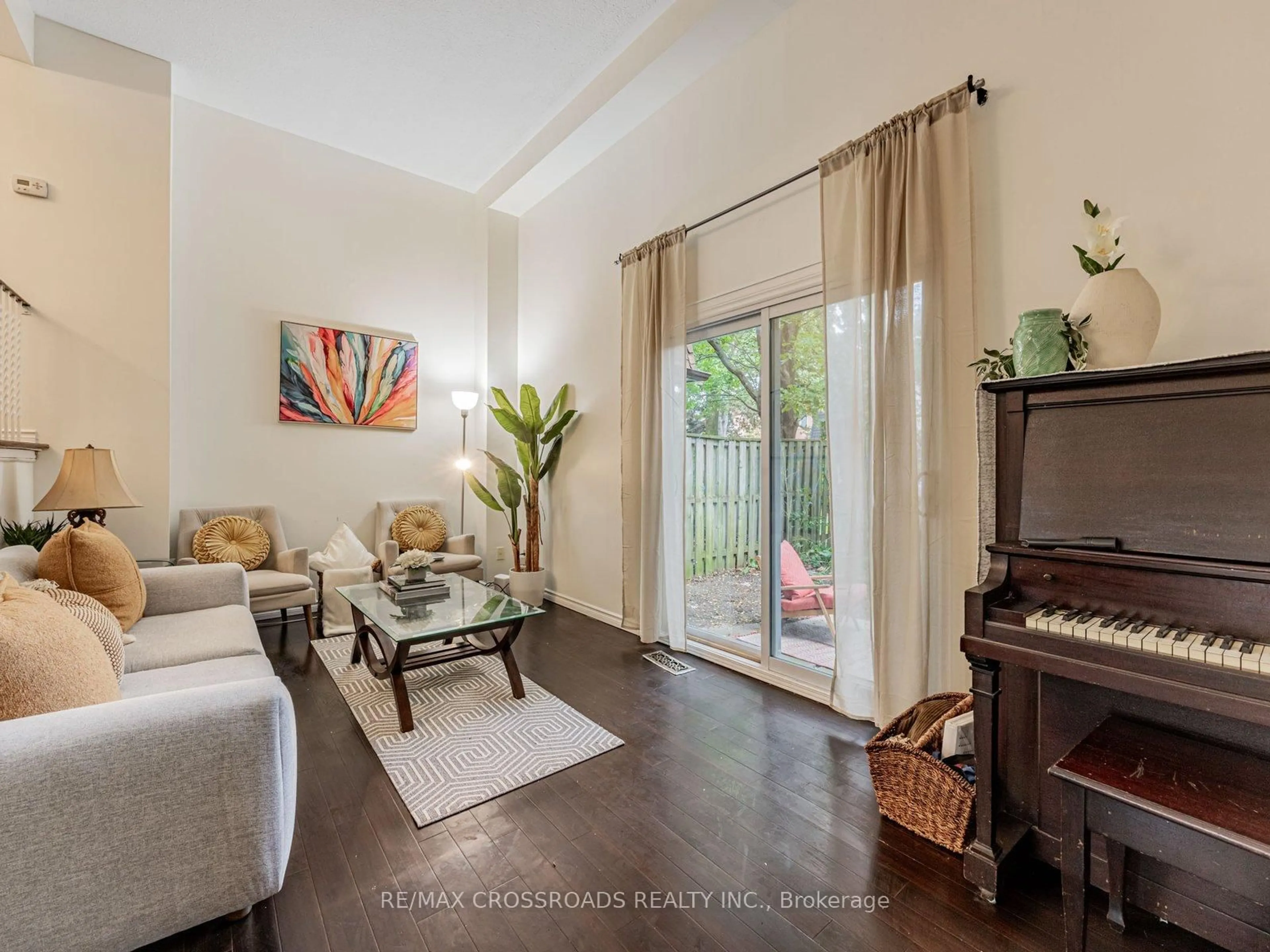 Living room with furniture, unknown for 120 Beverly Glen Blvd #58, Toronto Ontario M1W 1W6