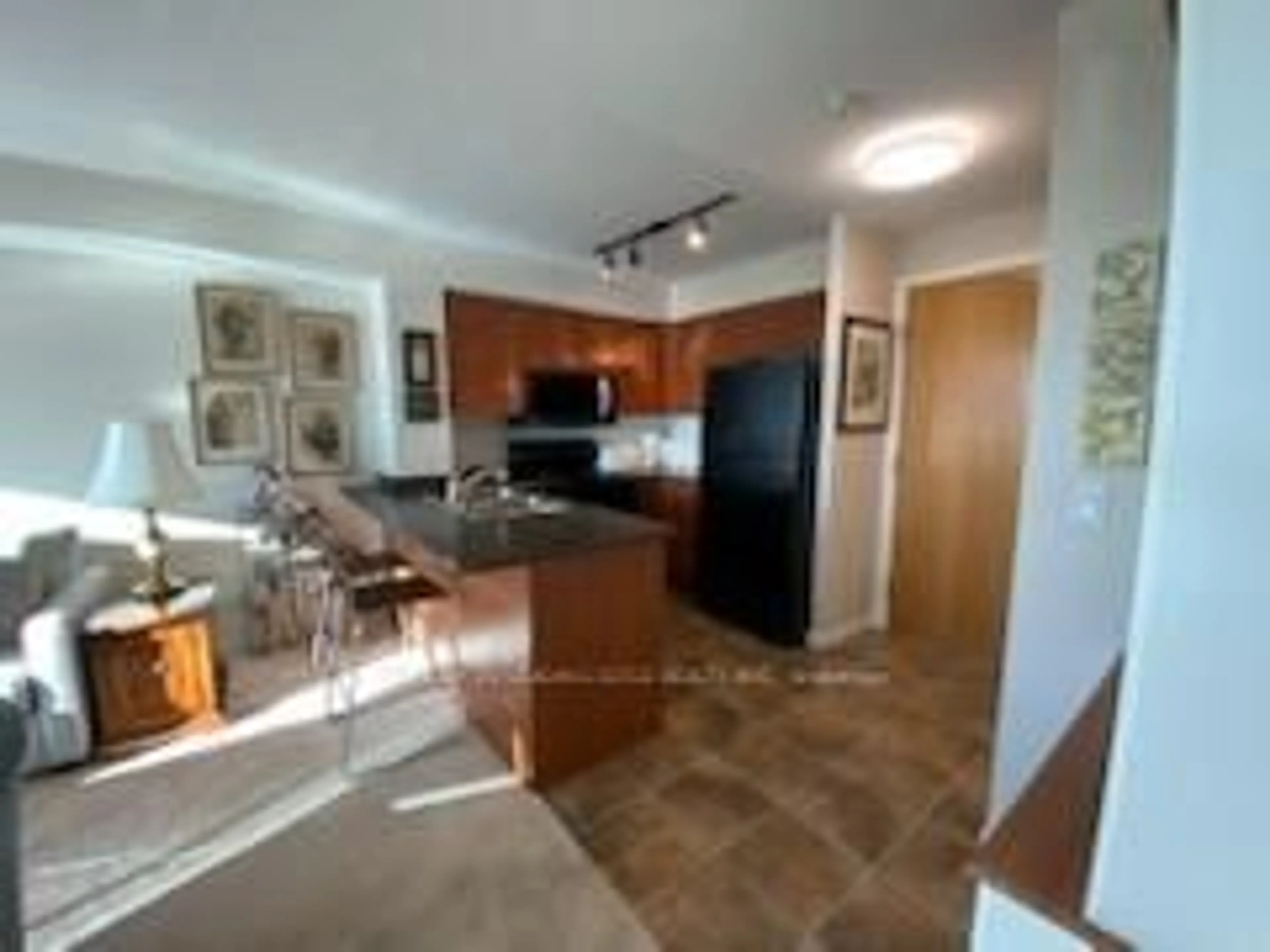 Unknown for 340 Watson St #318, Whitby Ontario L1N 9G1