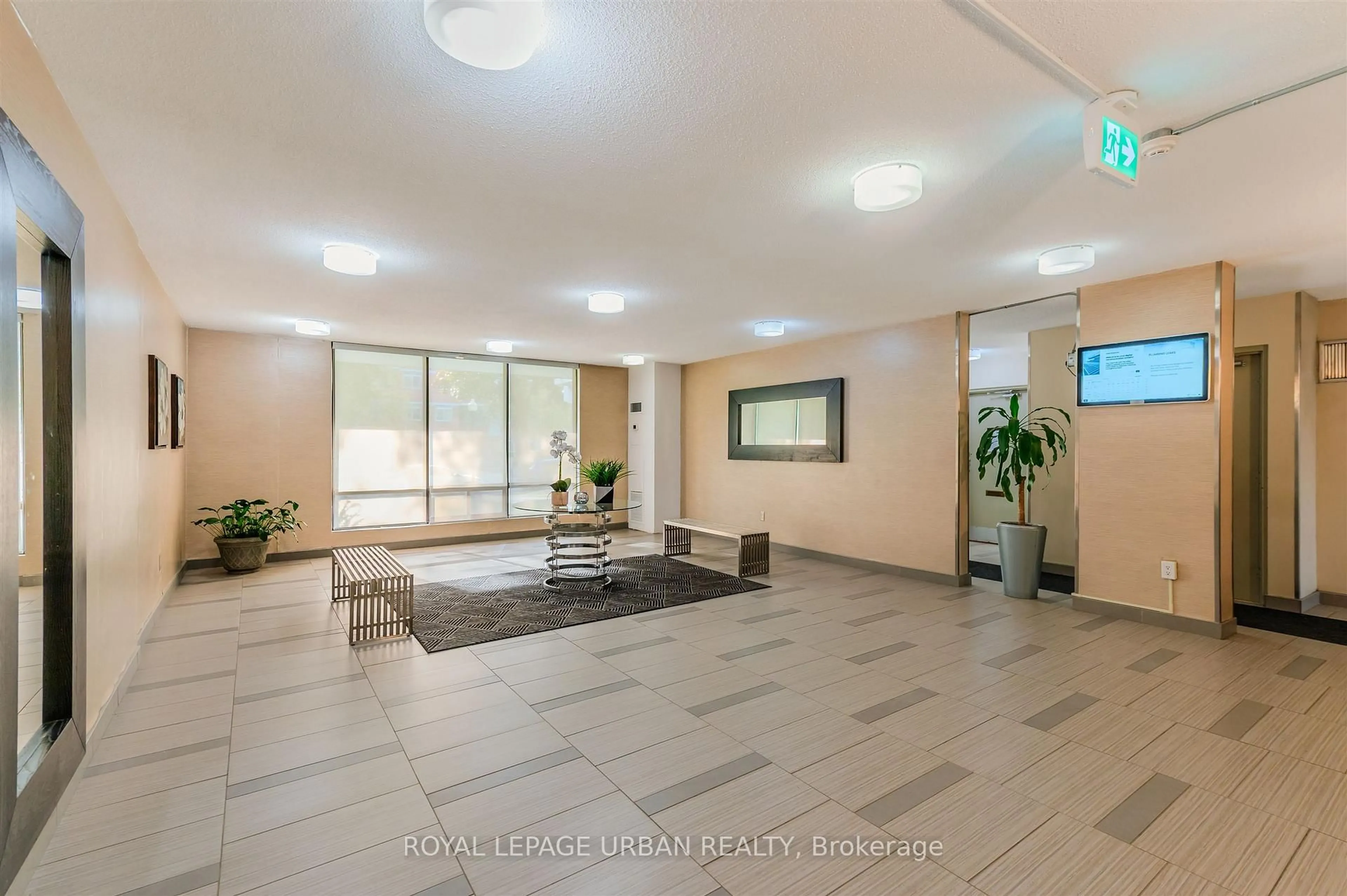 Lobby for 1135 Logan Ave #806, Toronto Ontario M4K 3Y2
