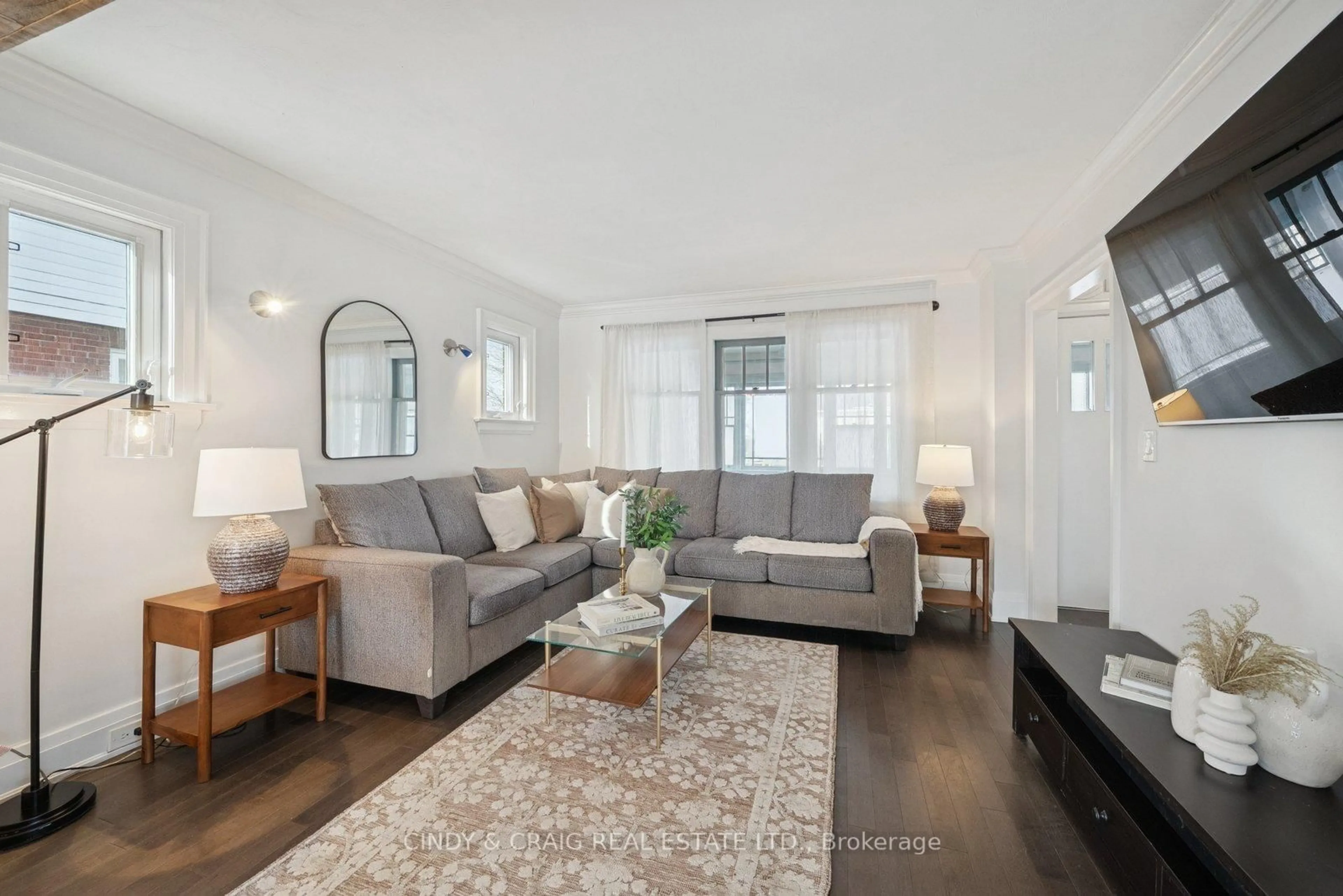 Living room with furniture, unknown for 313 Colborne St, Oshawa Ontario L1G 1M6