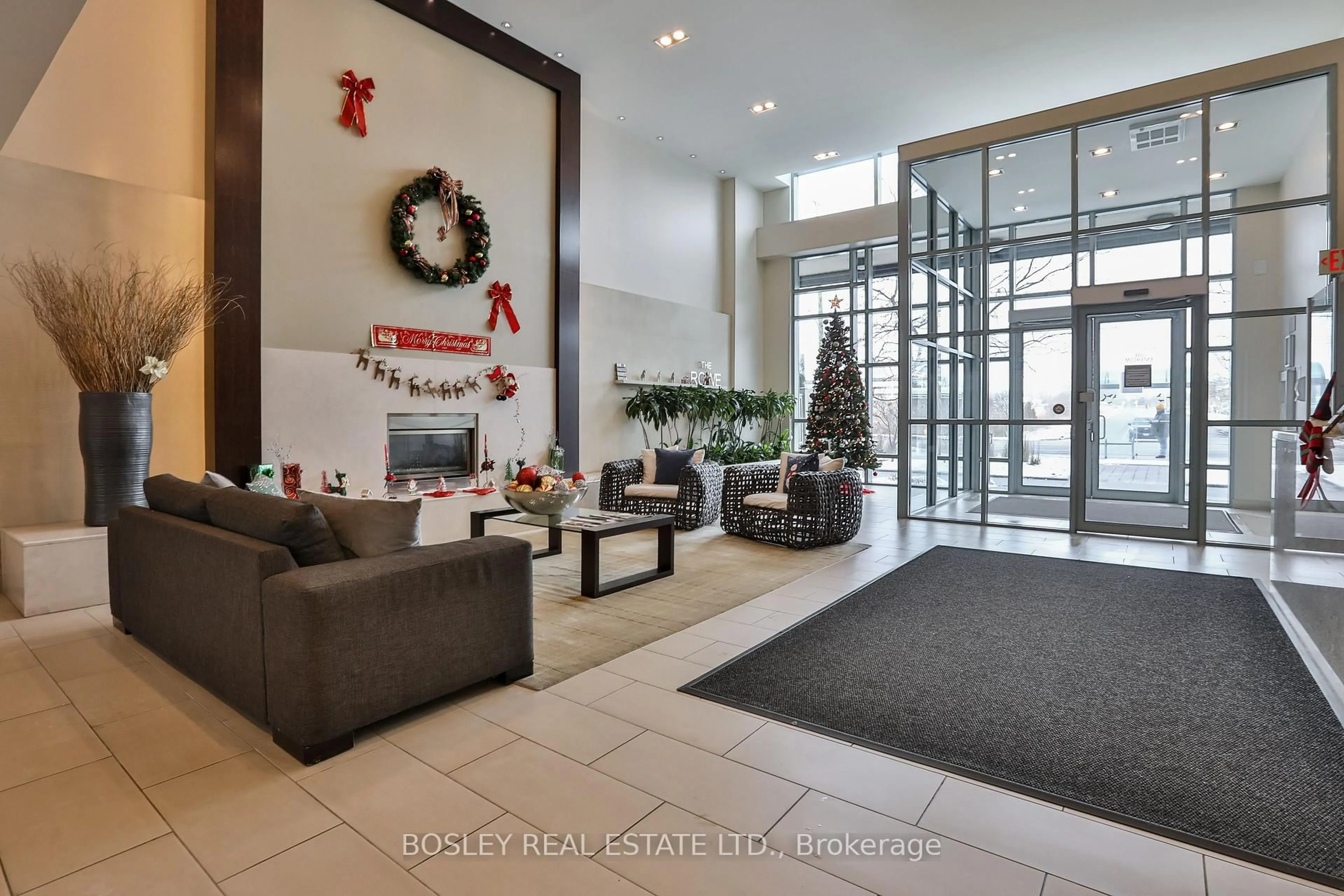 Lobby for 1600 Charles St #509, Whitby Ontario L1N 0G4