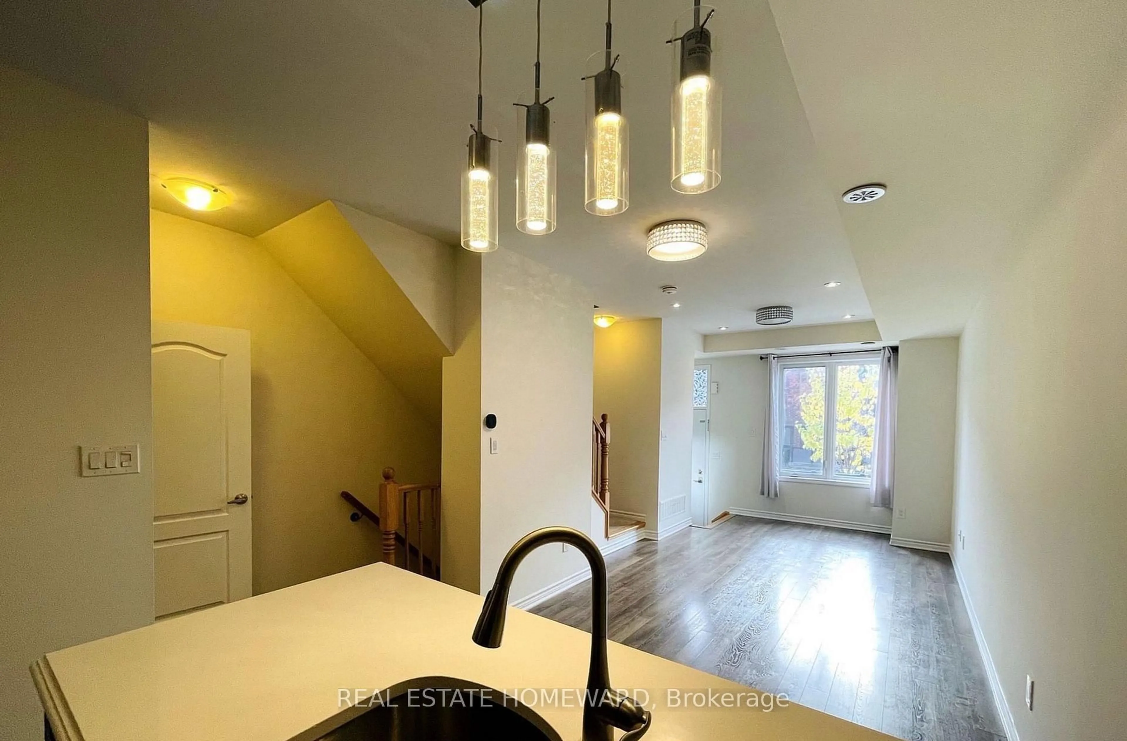 Unknown for 45 Heron Park Pl #11, Toronto Ontario M1E 0B8