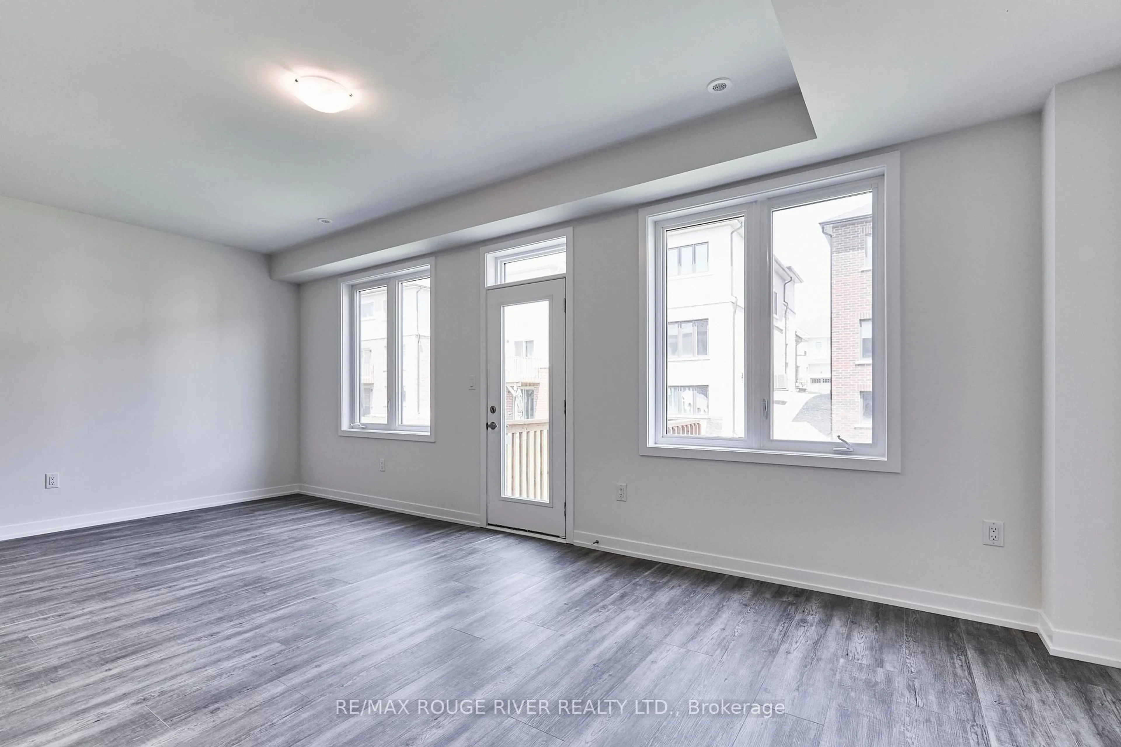 A pic of a room for 106 Ziibi Way, Clarington Ontario L1B 0W5