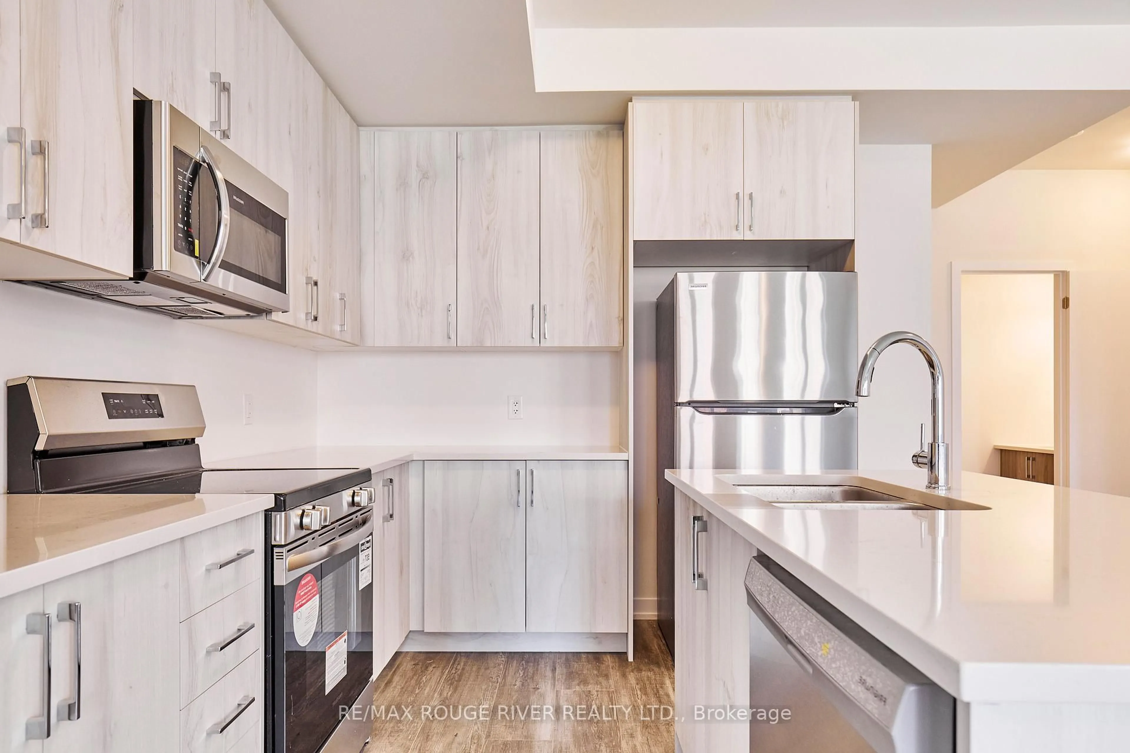 Unknown for 106 Ziibi Way, Clarington Ontario L1B 0W5