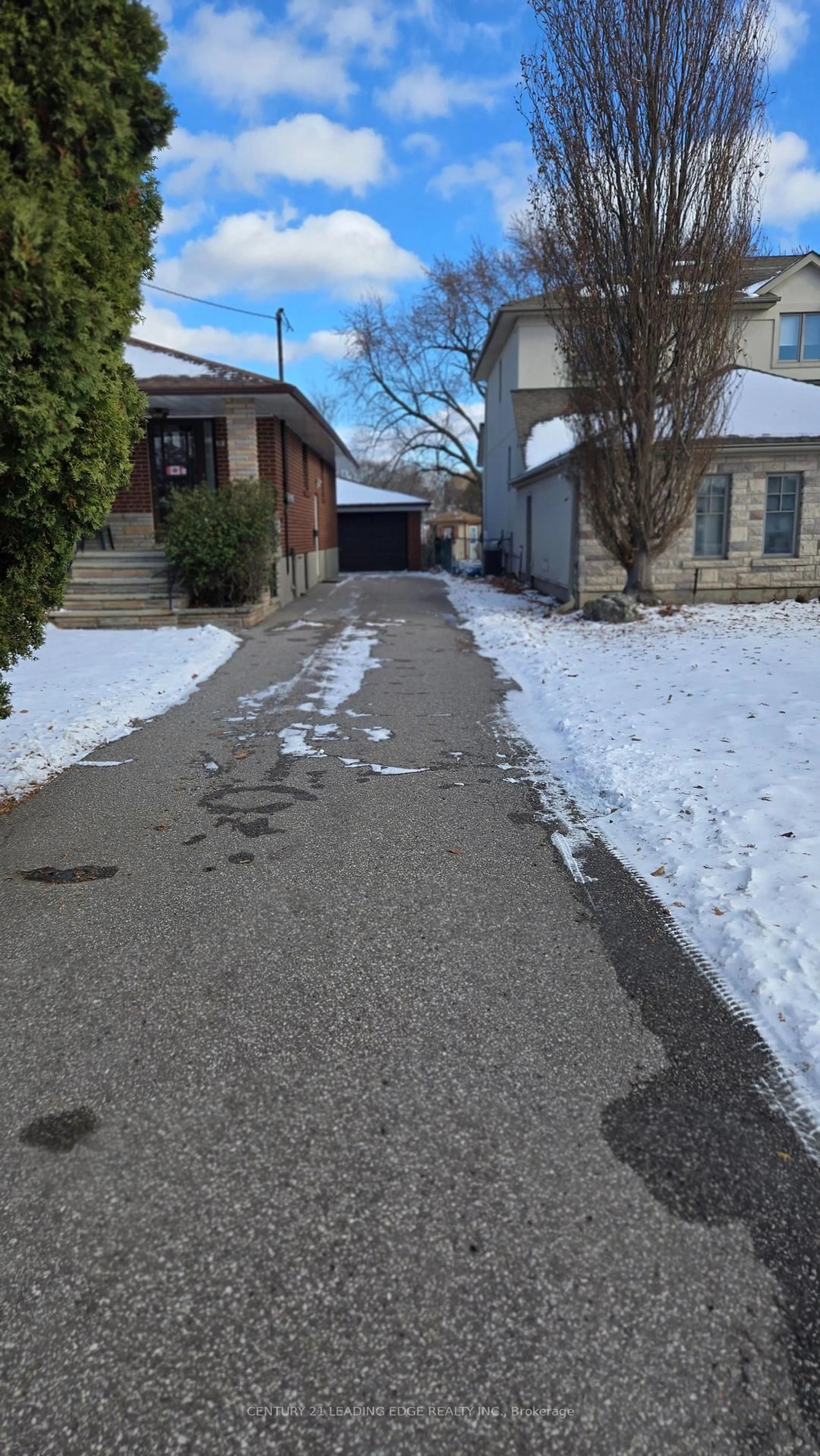 Unknown for 71 GOODERHAM Dr, Toronto Ontario M1R 3G6