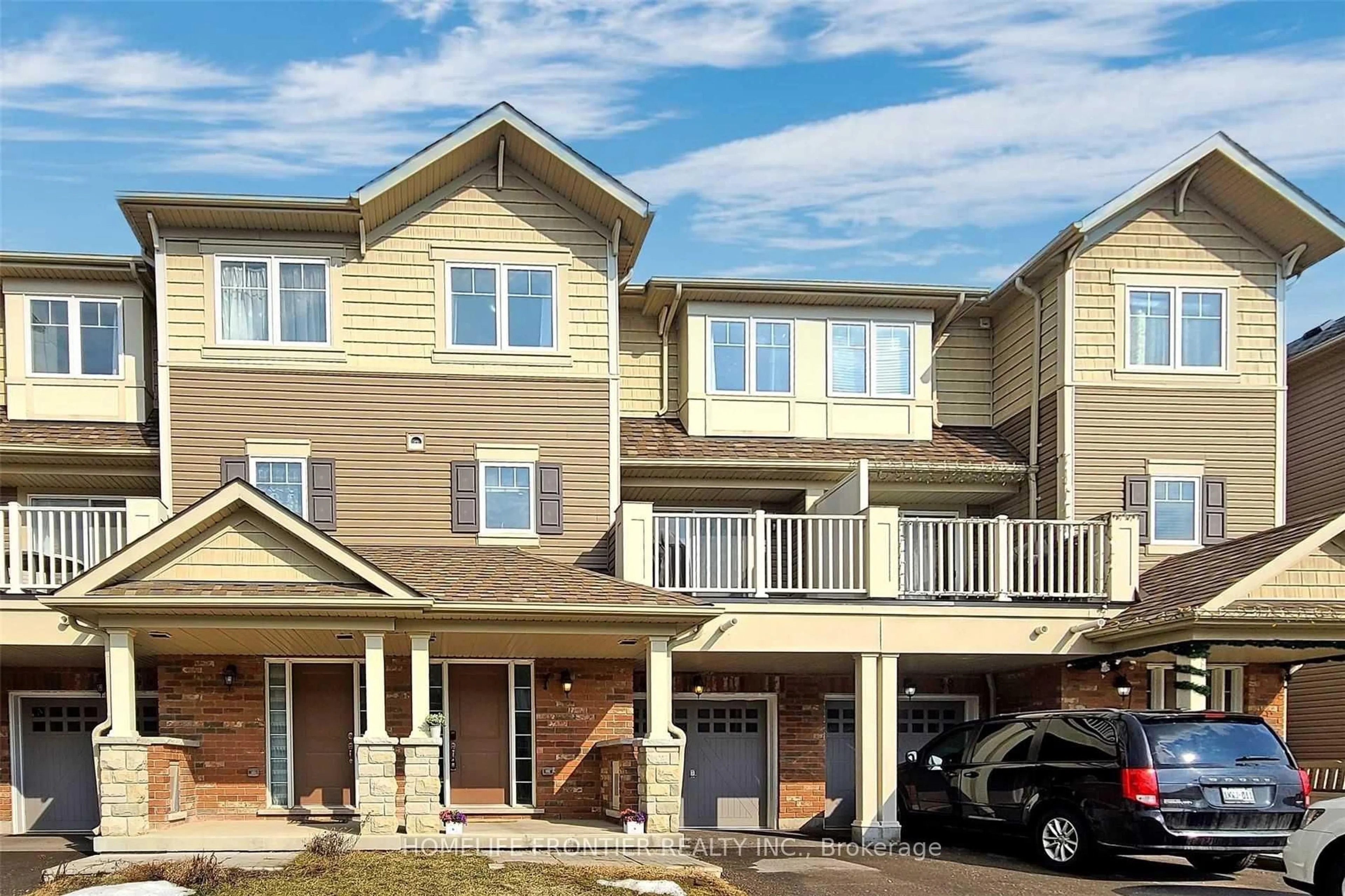 Home with vinyl exterior material, unknown for 46 Artania St, Oshawa Ontario L1L 0E7