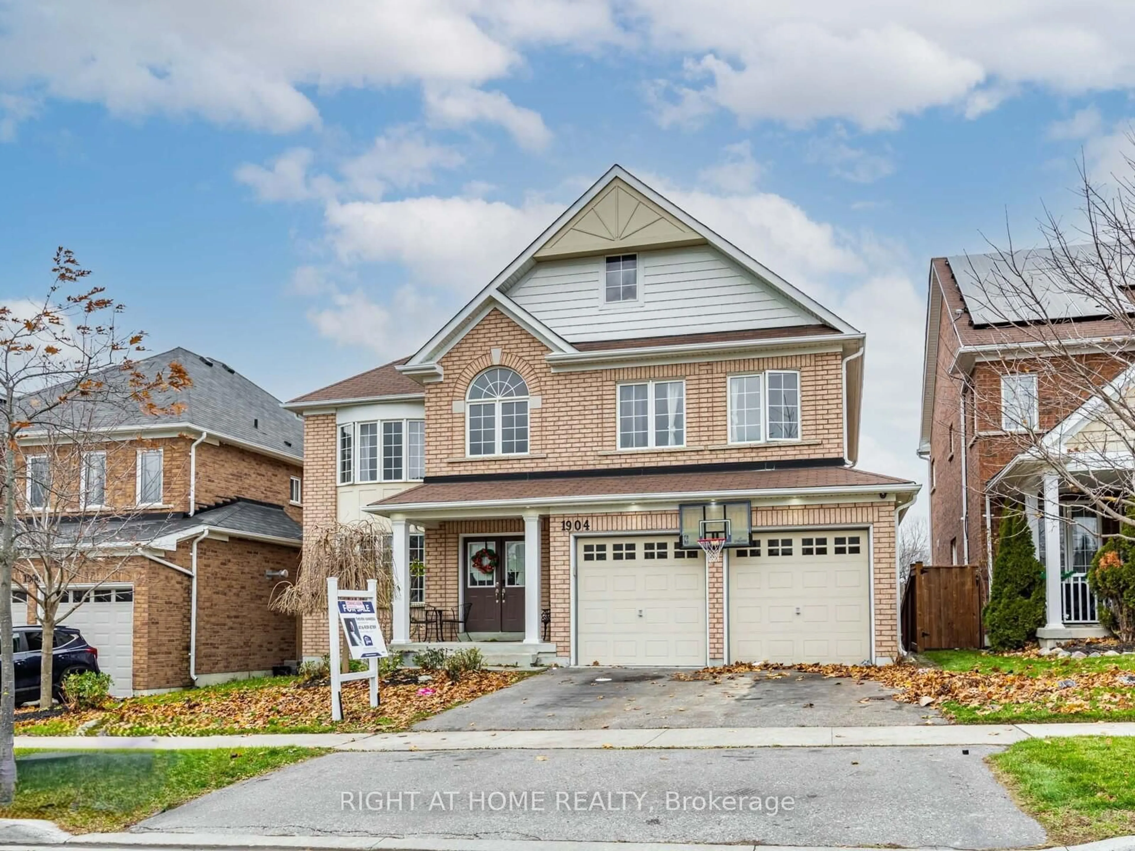 Home with brick exterior material, street for 1904 Arborwood Dr, Oshawa Ontario L1K 0R3