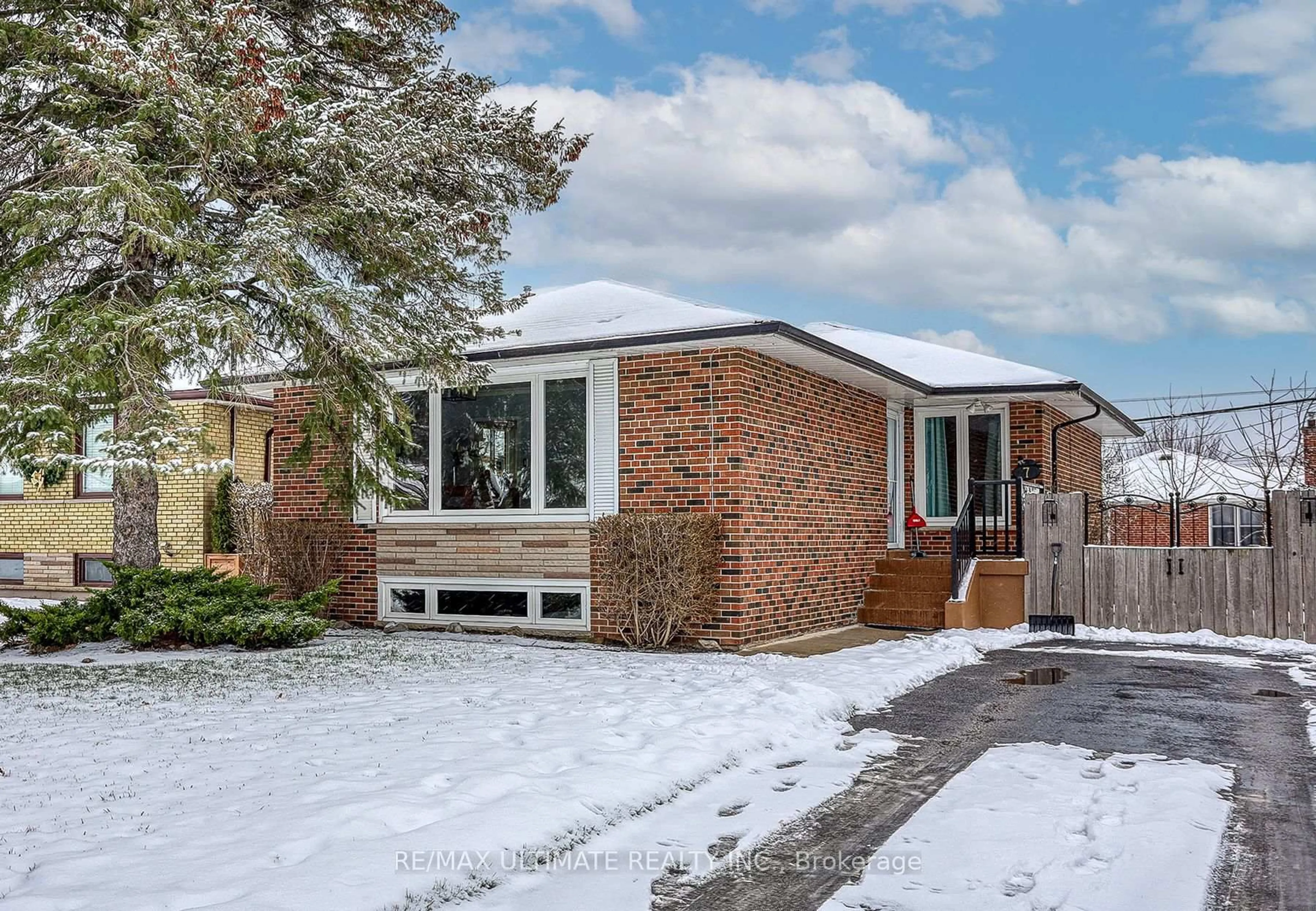 Home with brick exterior material, street for 7 Chopin Ave, Toronto Ontario M1K 2W3