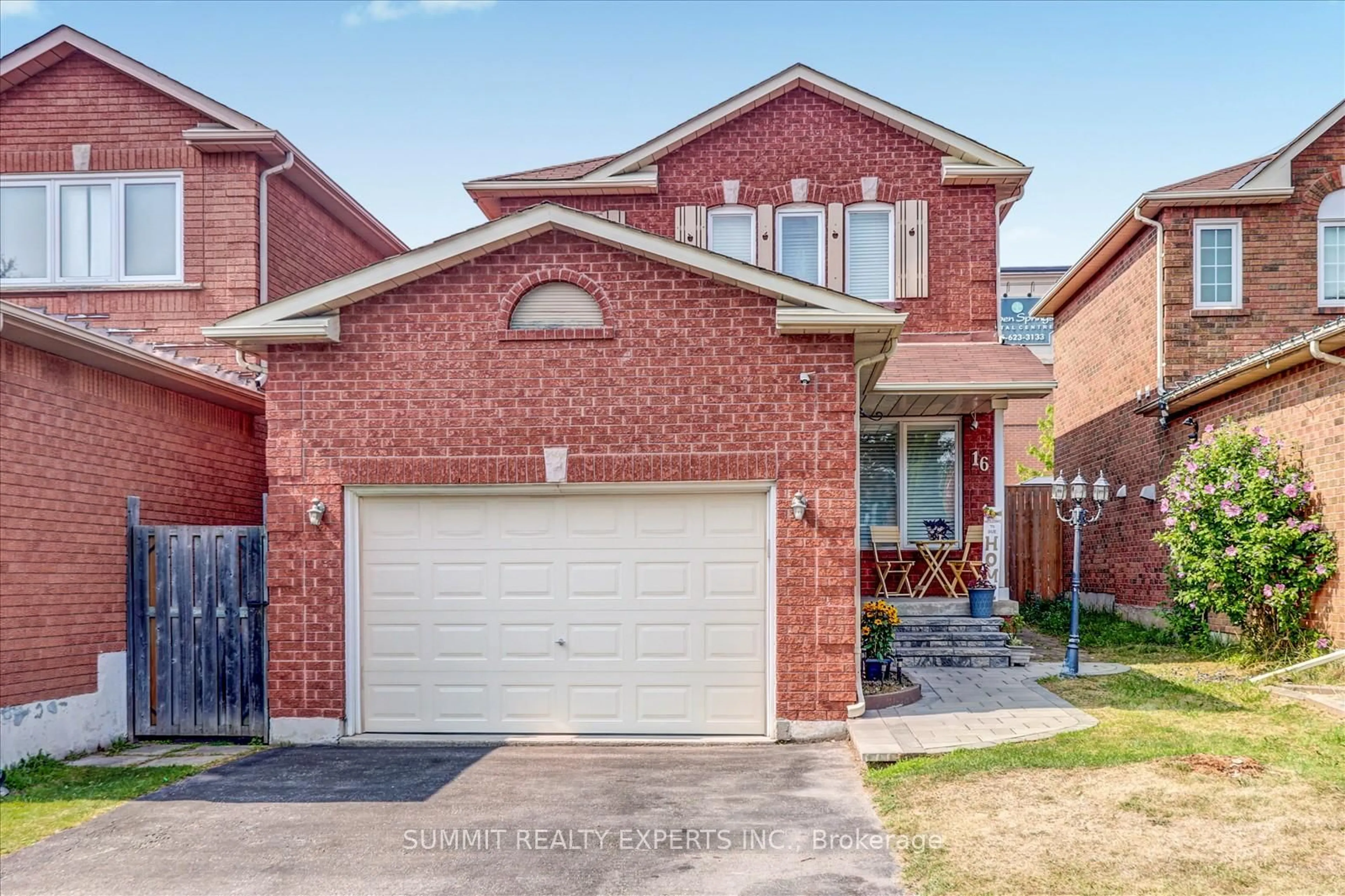 Home with brick exterior material, street for 16 Candler Crt, Clarington Ontario L1C 4S9