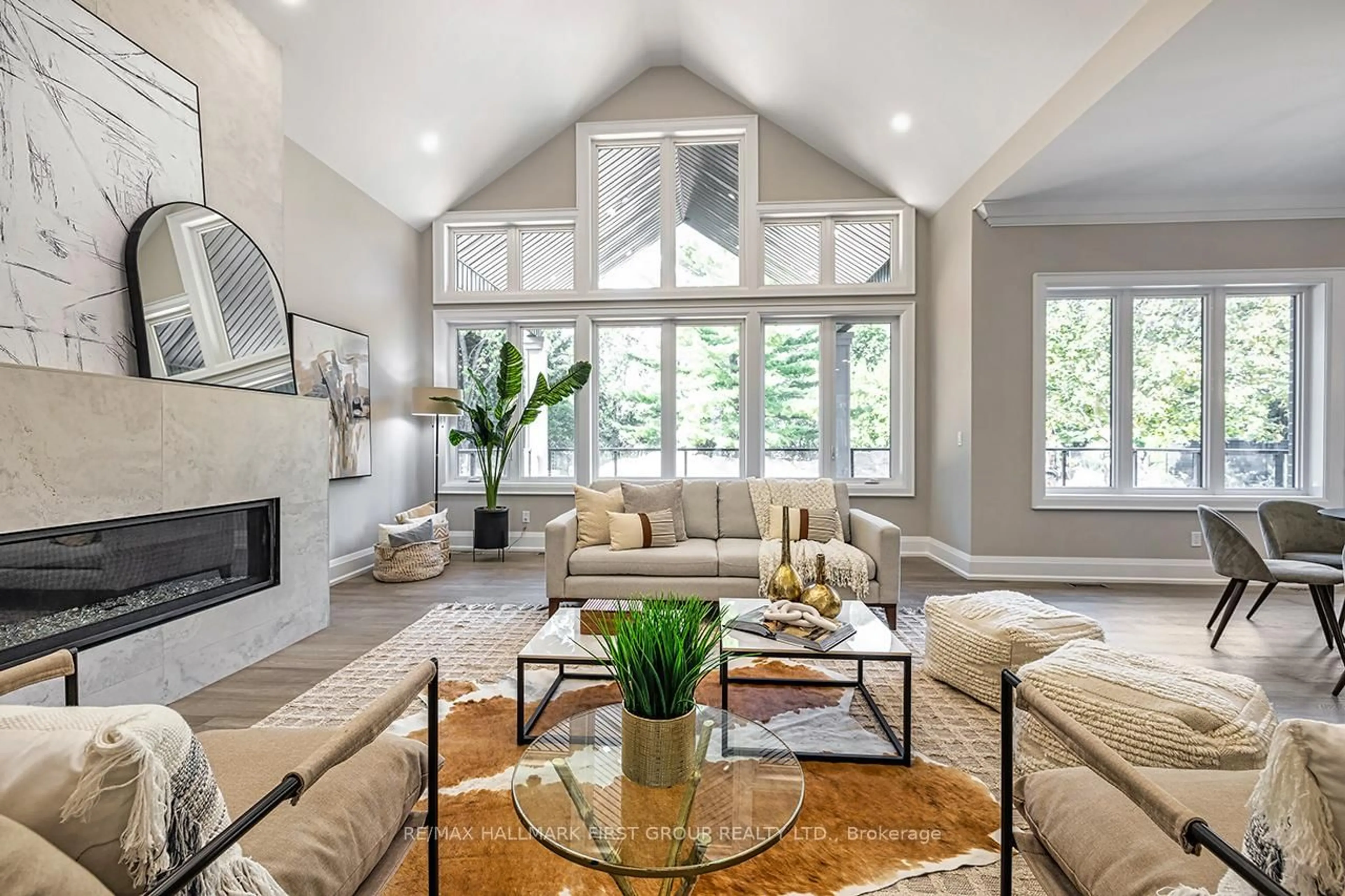 Living room with furniture, unknown for 10 Philips Rd, Whitby Ontario L1M 1G7