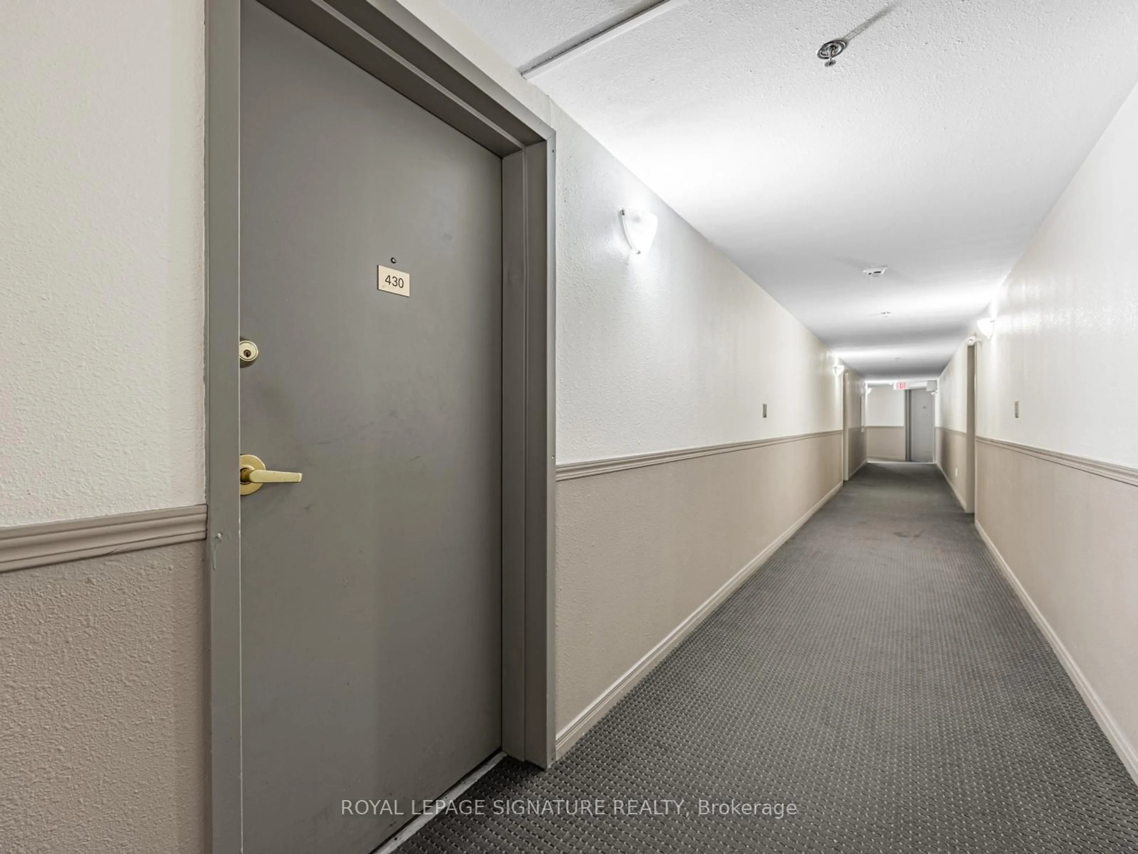 Unknown for 684 Warden Ave #430, Toronto Ontario M1L 4W4