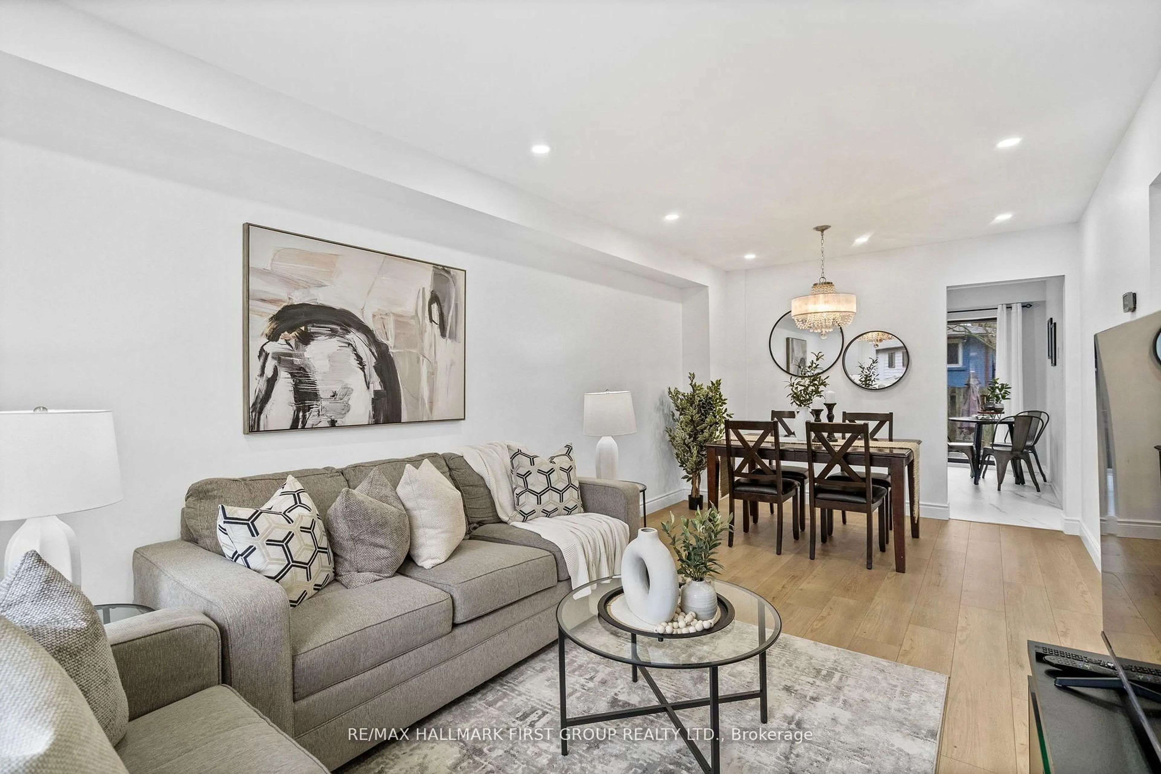 Living room with furniture, unknown for 350 Camelot Crt #7, Oshawa Ontario L1G 6P7