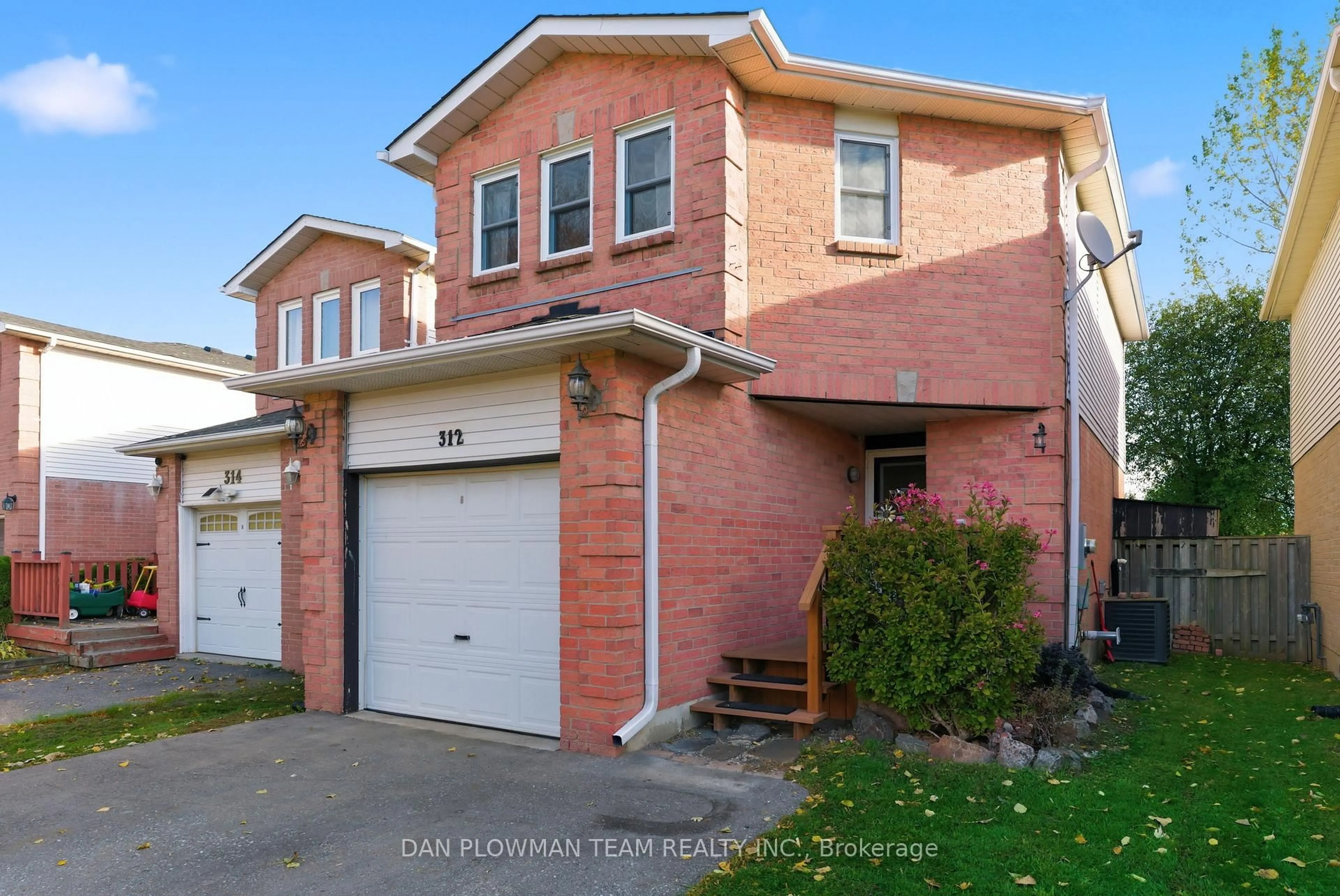 Home with brick exterior material, street for 312 Sheffield Crt, Oshawa Ontario L1J 8J3