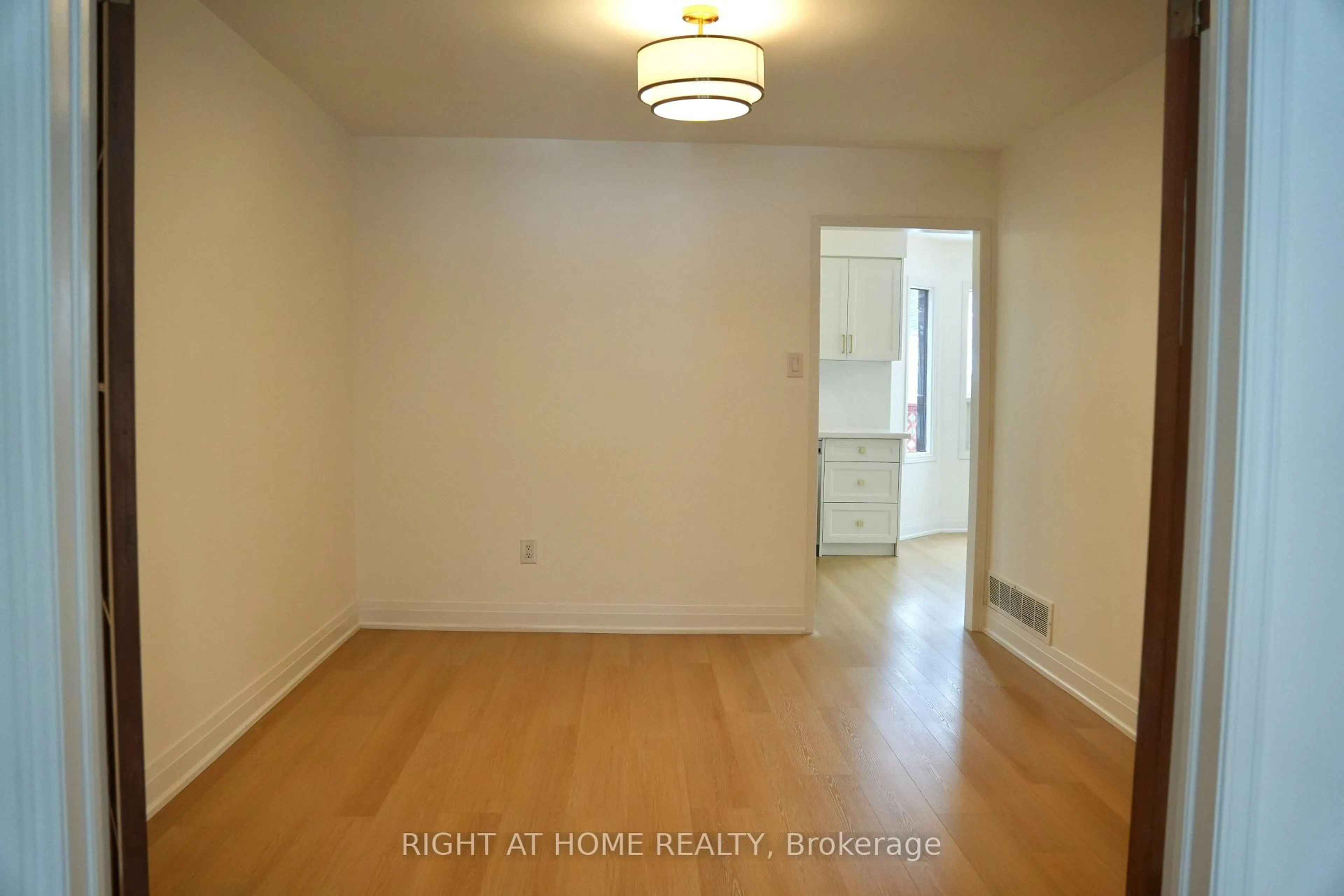 A pic of a room for 3700 Ellesmere Rd, Toronto Ontario M1C 1H6