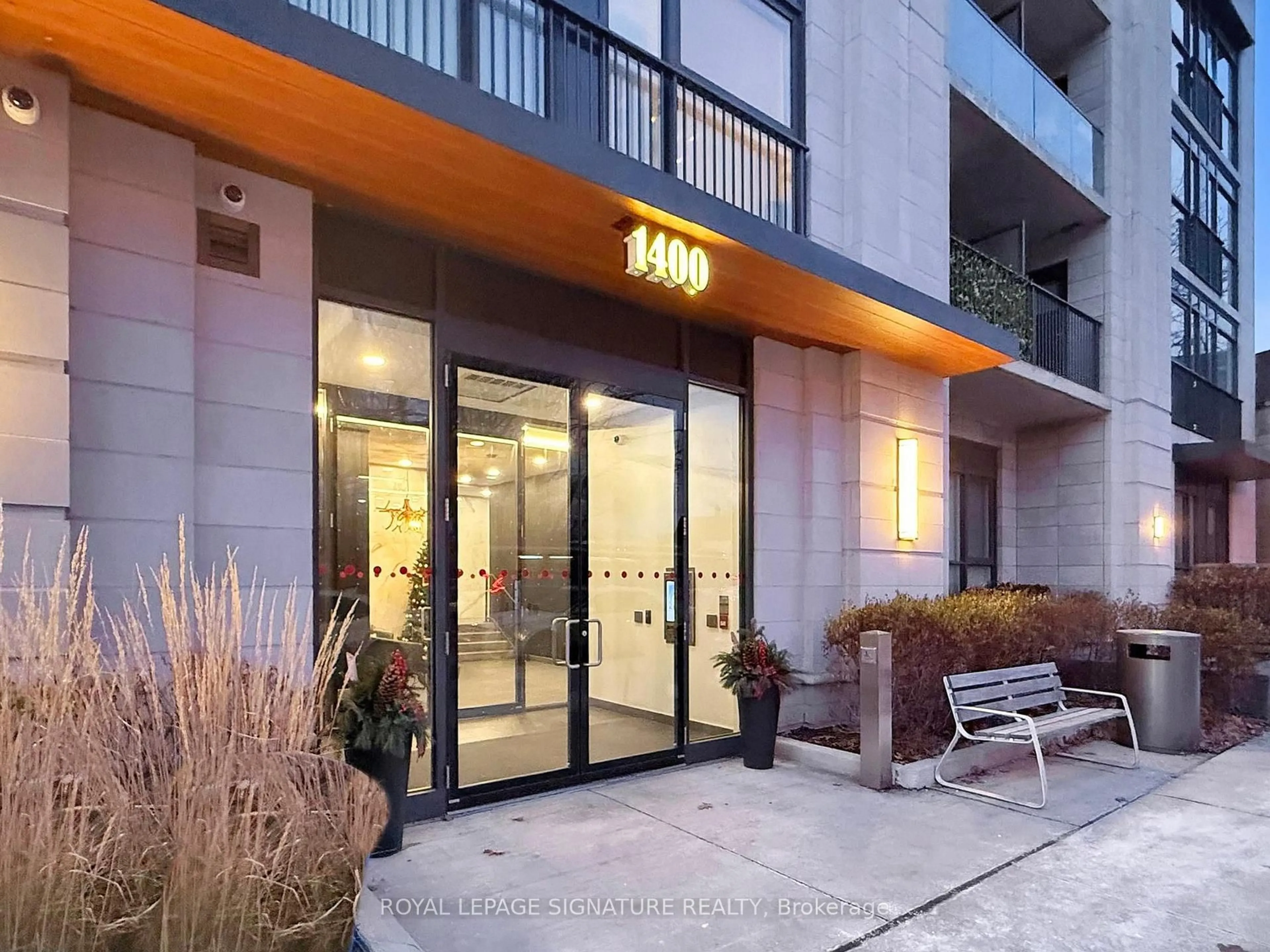 Unknown for 1400 Kingston Rd #301, Toronto Ontario M1N 1R3