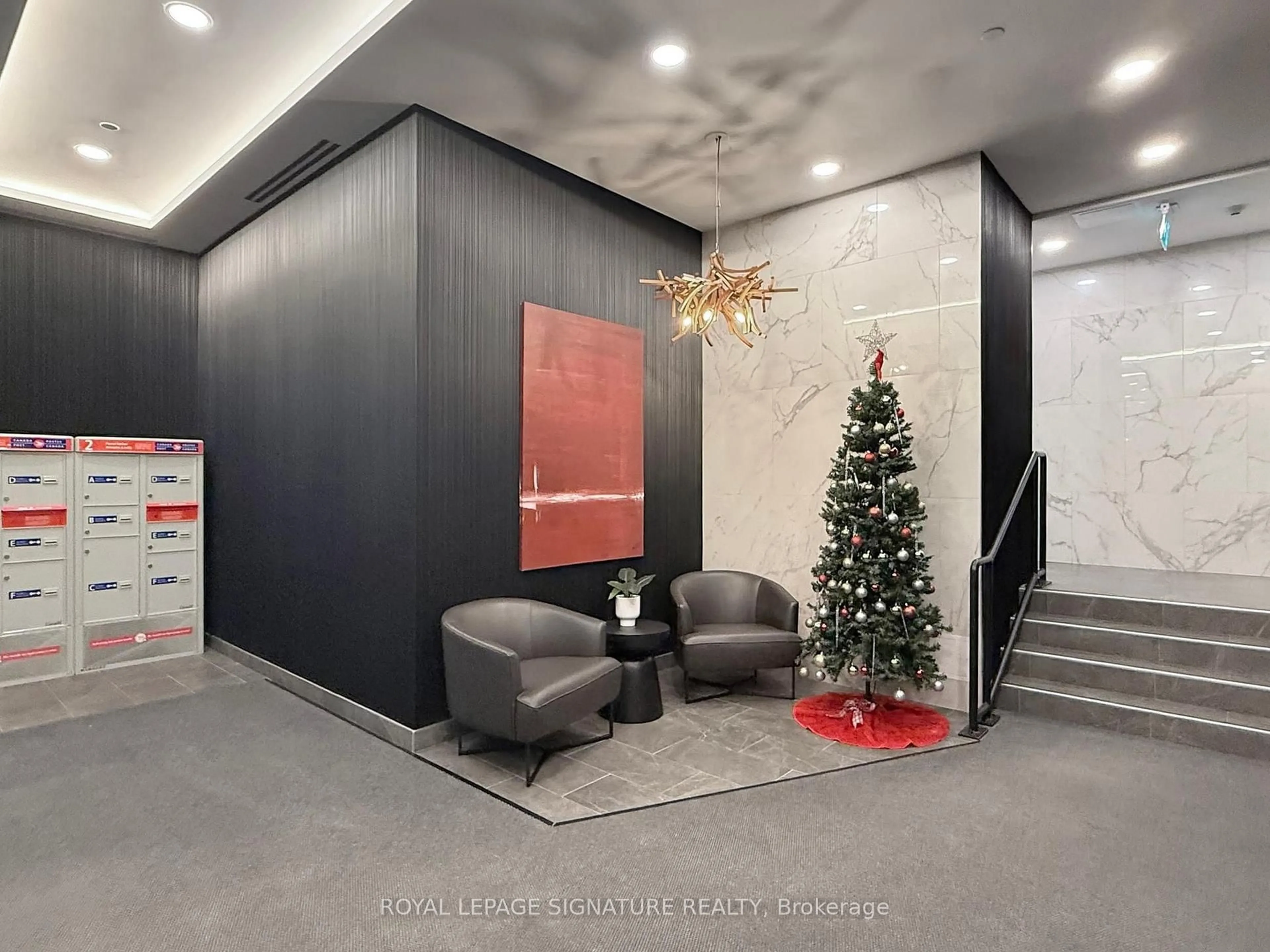 Lobby for 1400 Kingston Rd #301, Toronto Ontario M1N 1R3