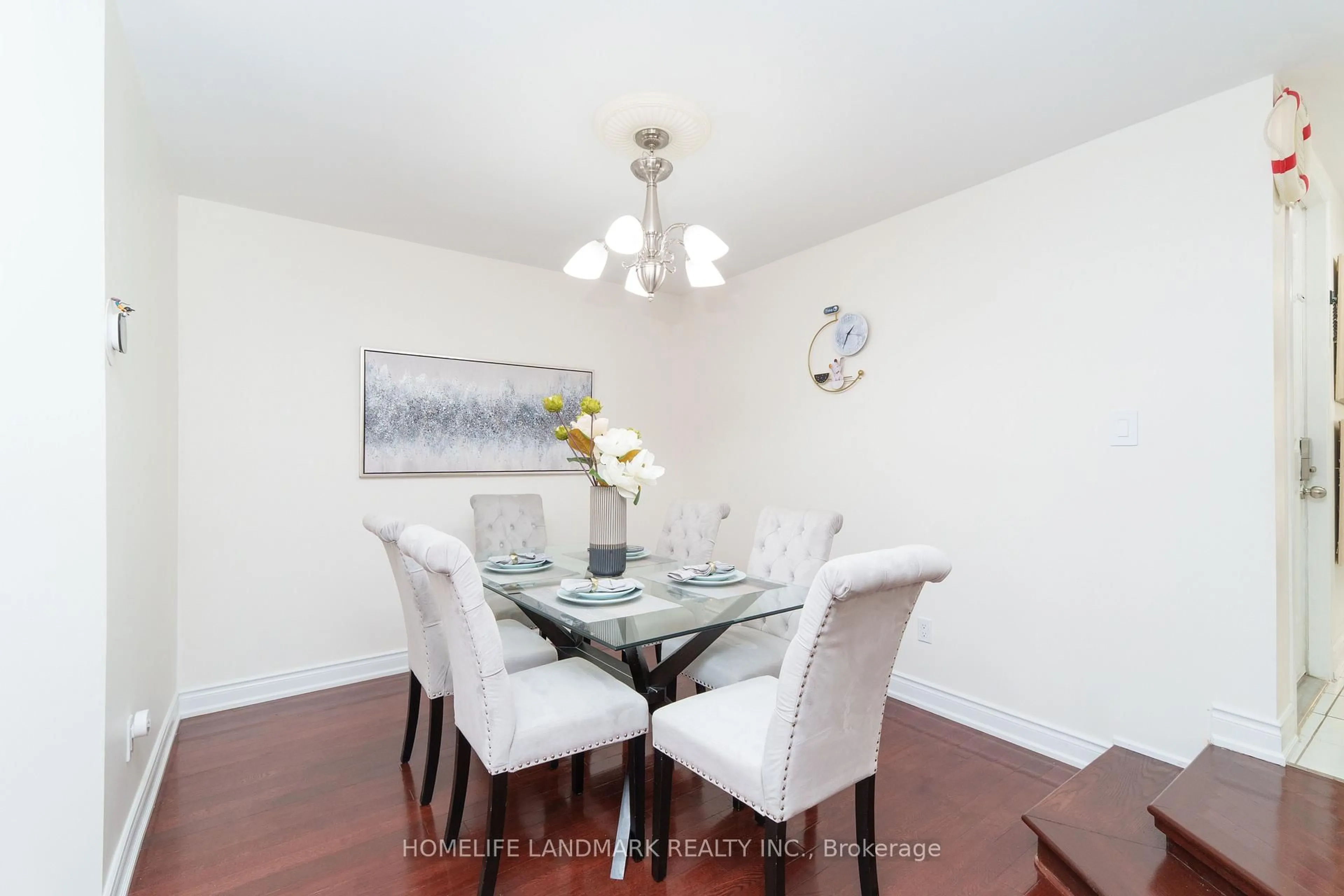 Dining room, wood/laminate floor for 20 Croach Cres, Toronto Ontario M1S 4J1