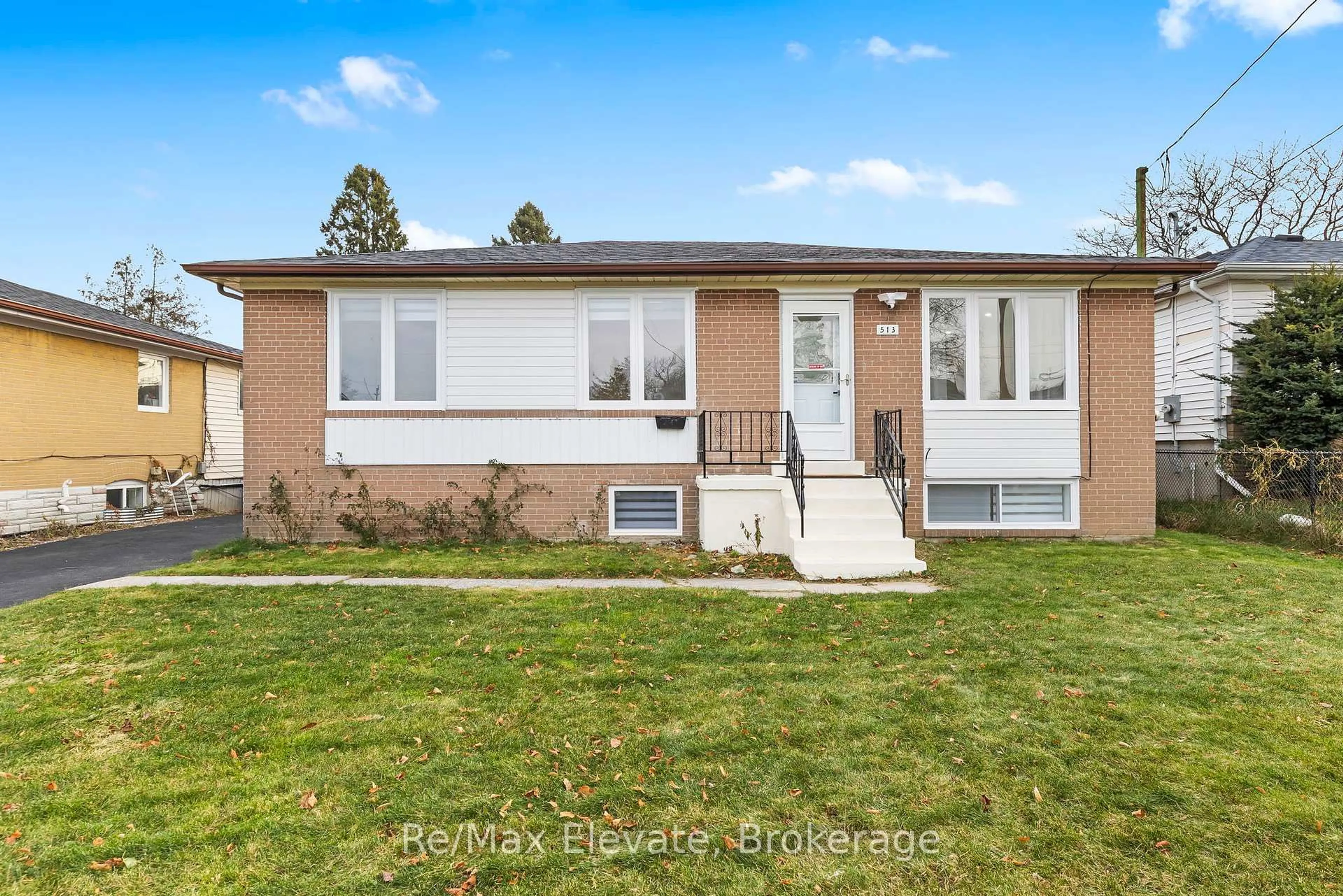Home with brick exterior material, street for 513 Monteith Ave, Oshawa Ontario L1J 1E1