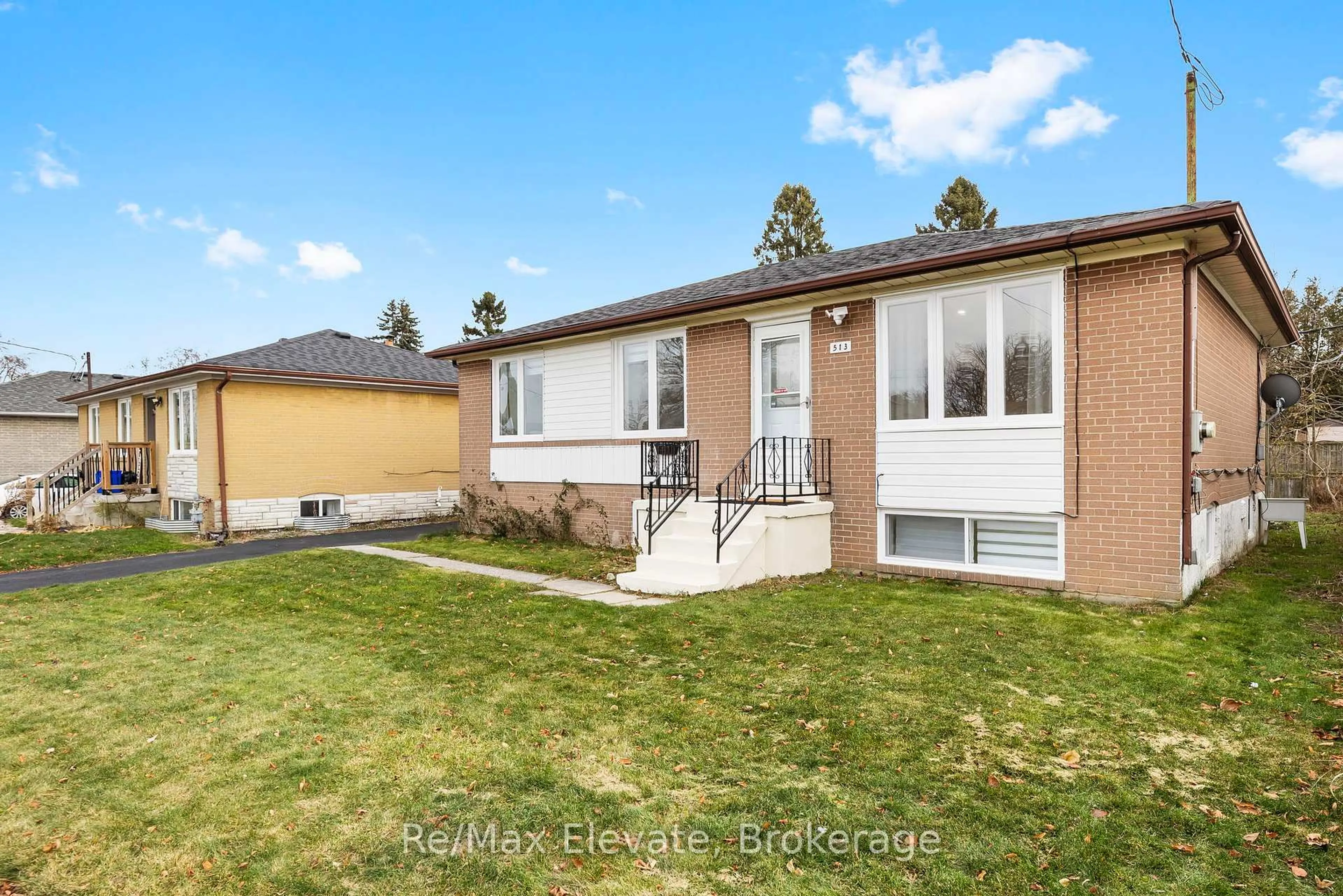 Home with brick exterior material, street for 513 Monteith Ave, Oshawa Ontario L1J 1E1