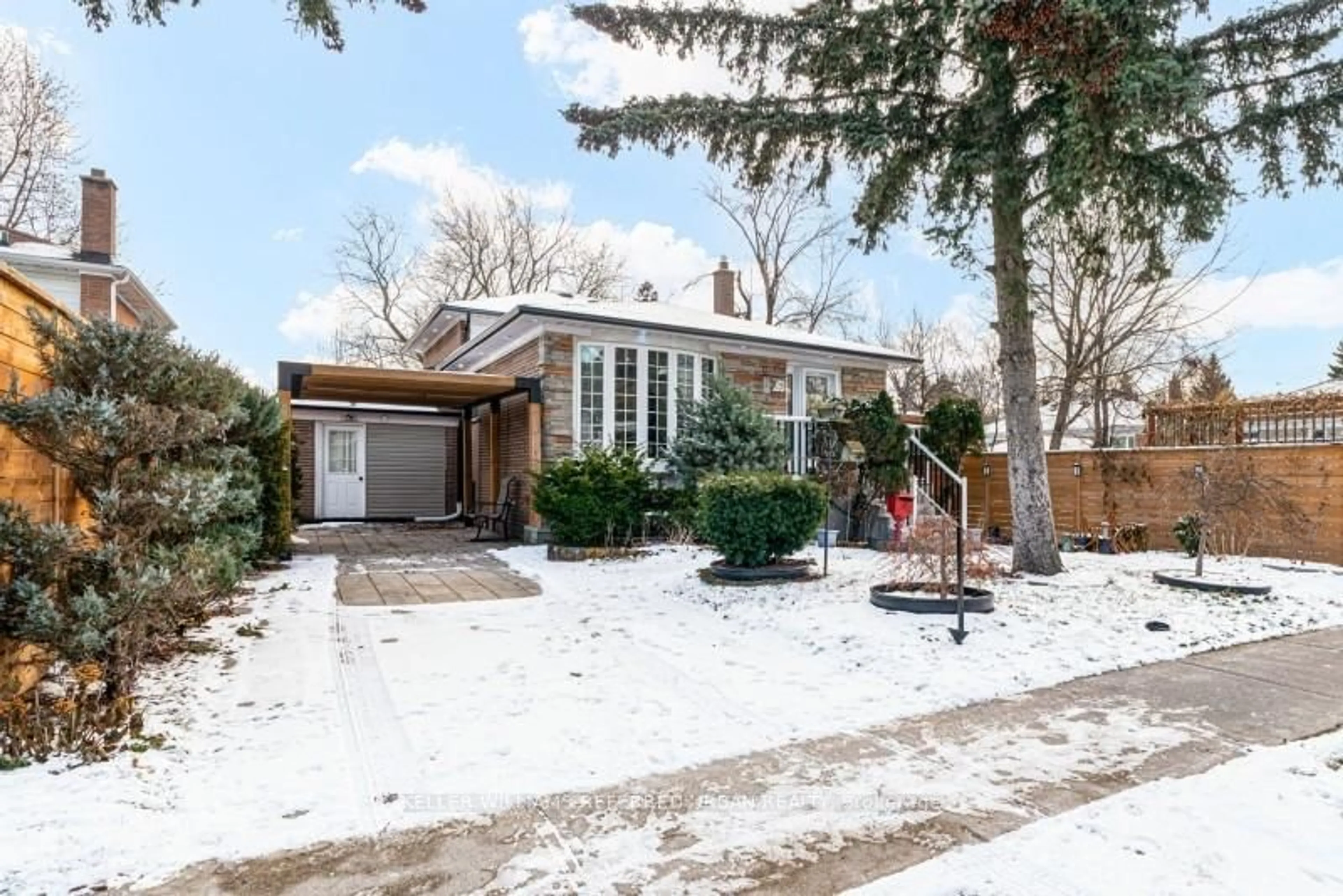 Home with brick exterior material, street for 15 Glenda Rd, Toronto Ontario M1M 2H5