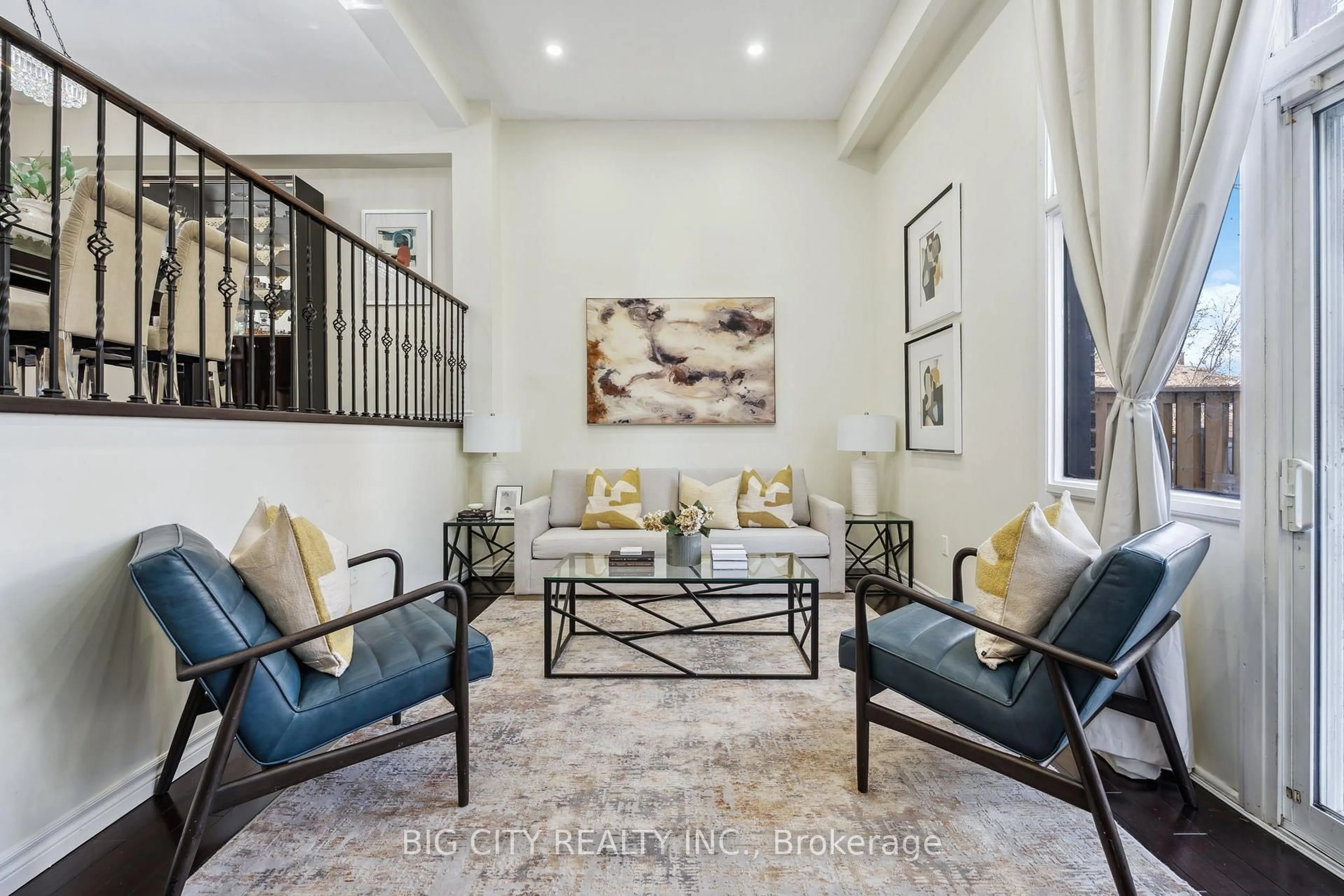 Living room with furniture, unknown for 321 Trudelle St #21, Toronto Ontario M1J 3J9