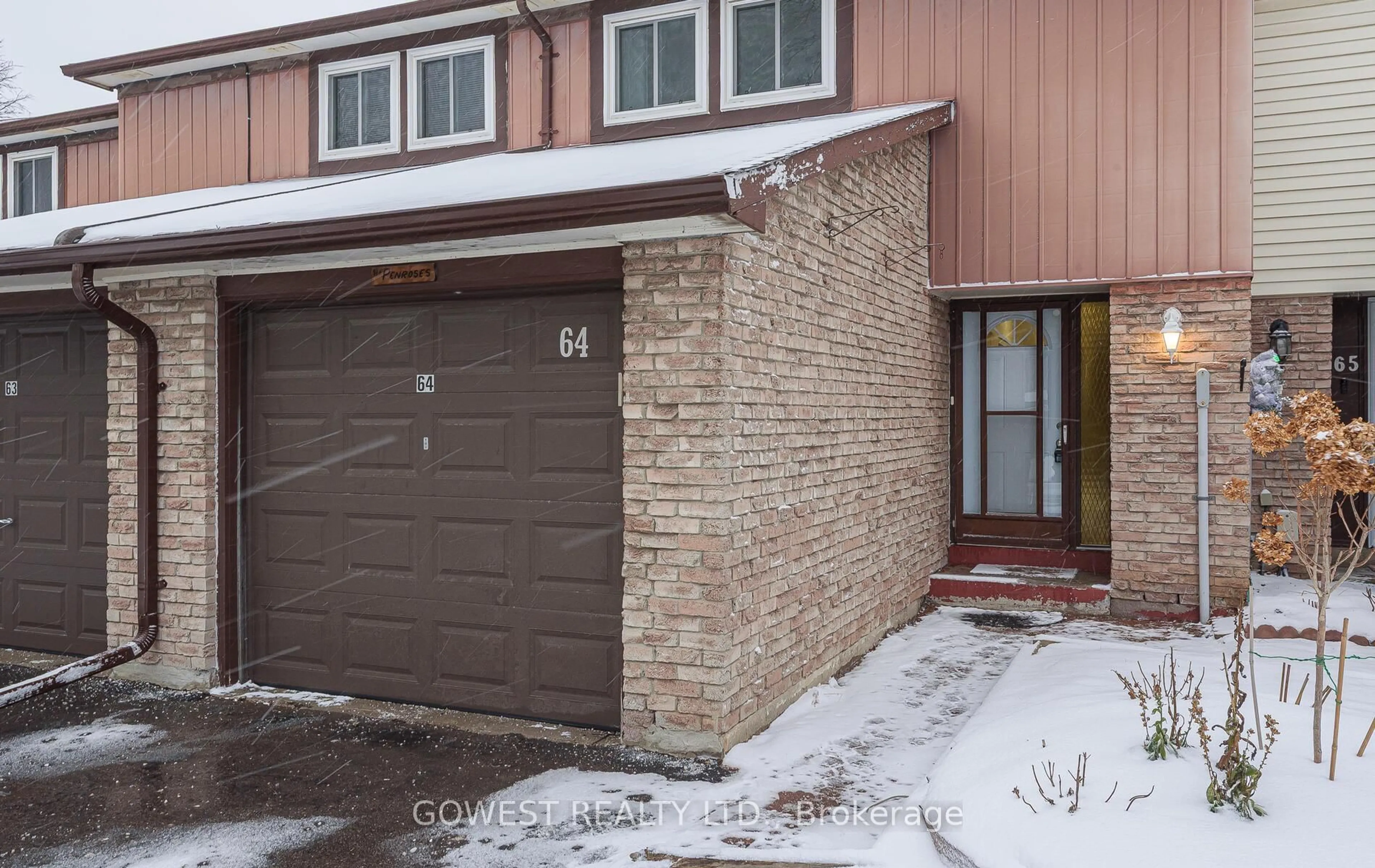 Unknown for 222 Pearson St #64, Oshawa Ontario L1G 7C6