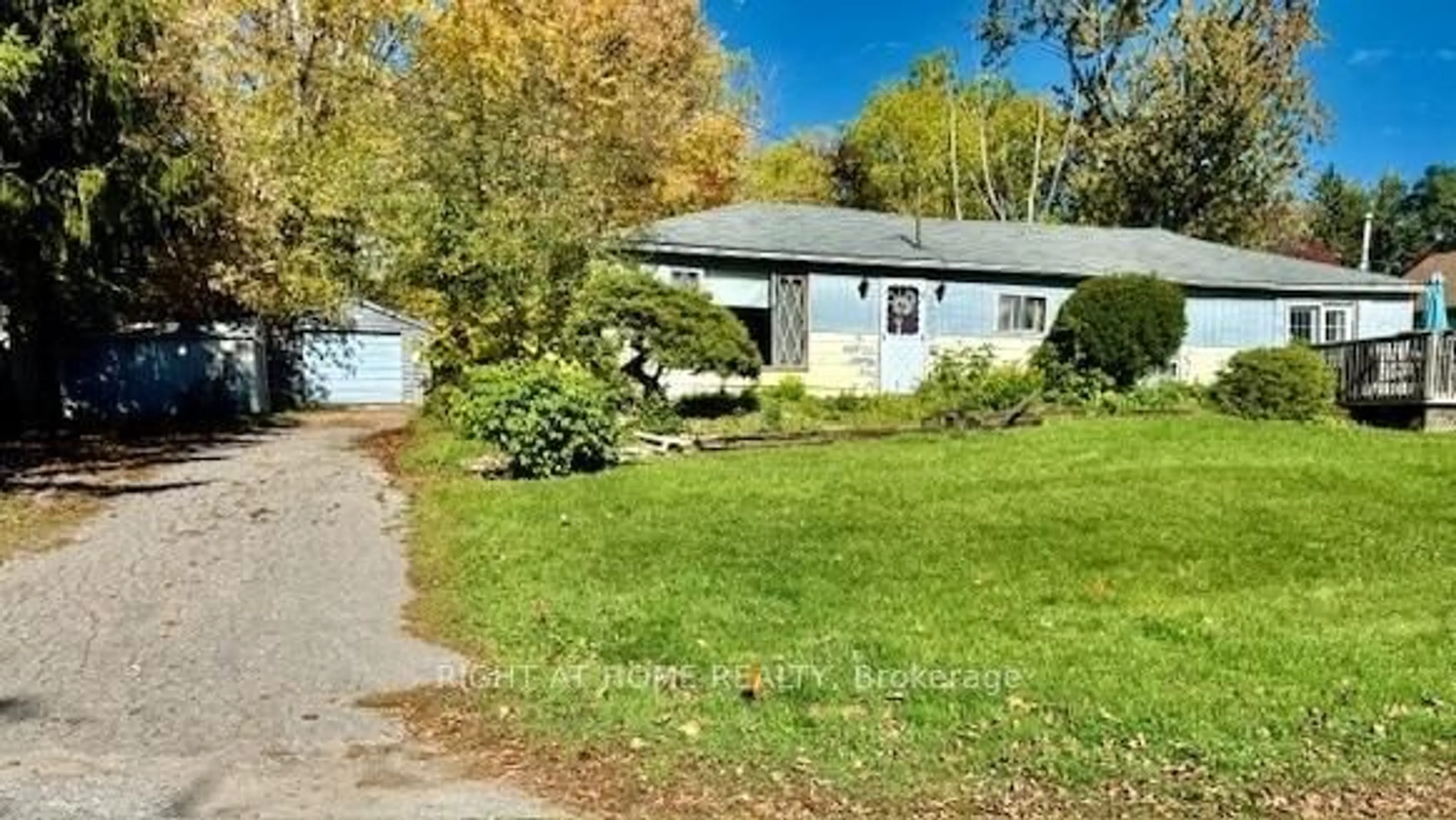 A pic from outside/outdoor area/front of a property/back of a property/a pic from drone, street for 118 Percy Cres, Scugog Ontario L9L 1B4