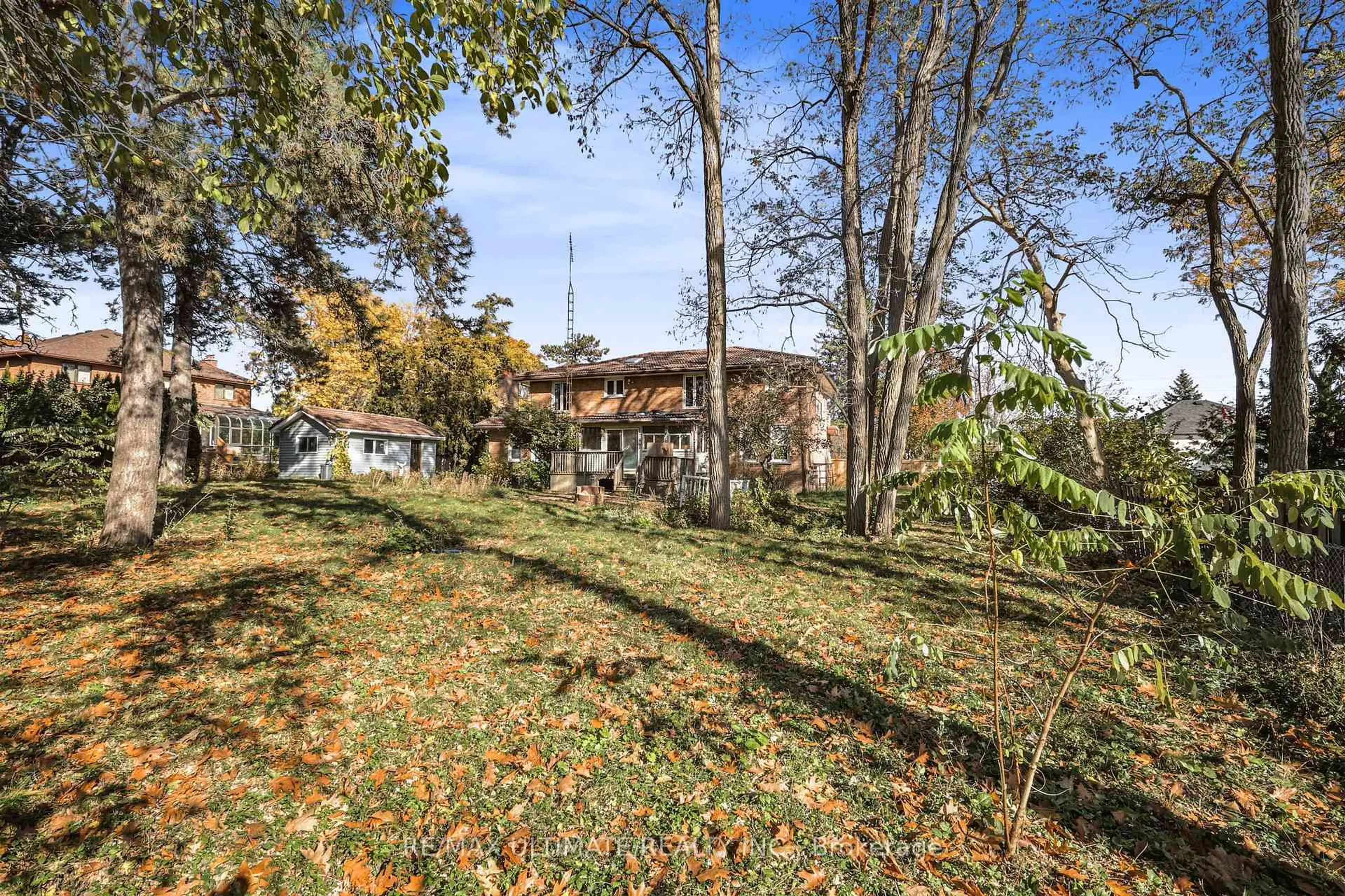 Unknown for 1010 Ritson Rd, Oshawa Ontario L1G 6Z5