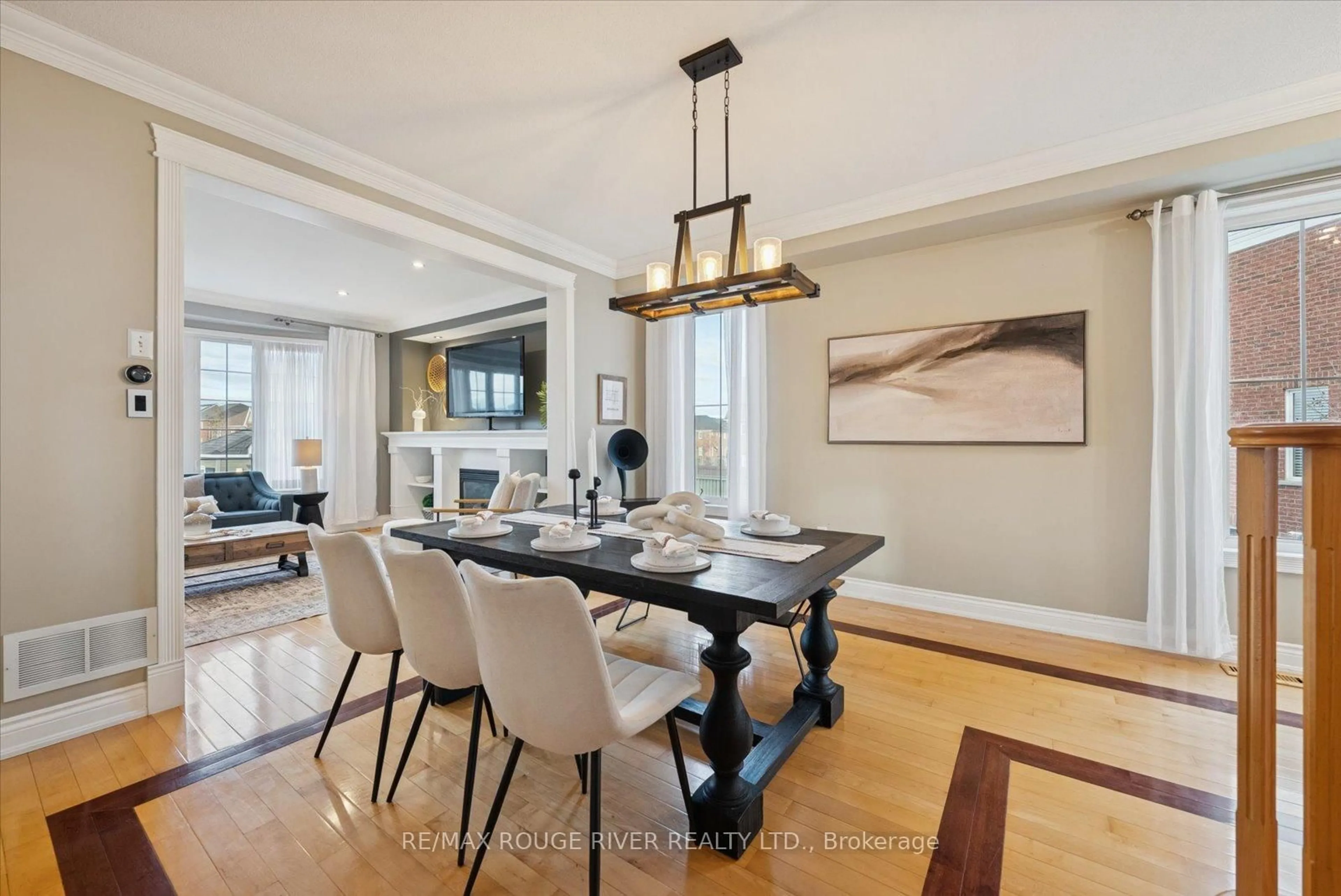 Dining room, unknown for 15 Eastgate Circ, Whitby Ontario L1M 2N3