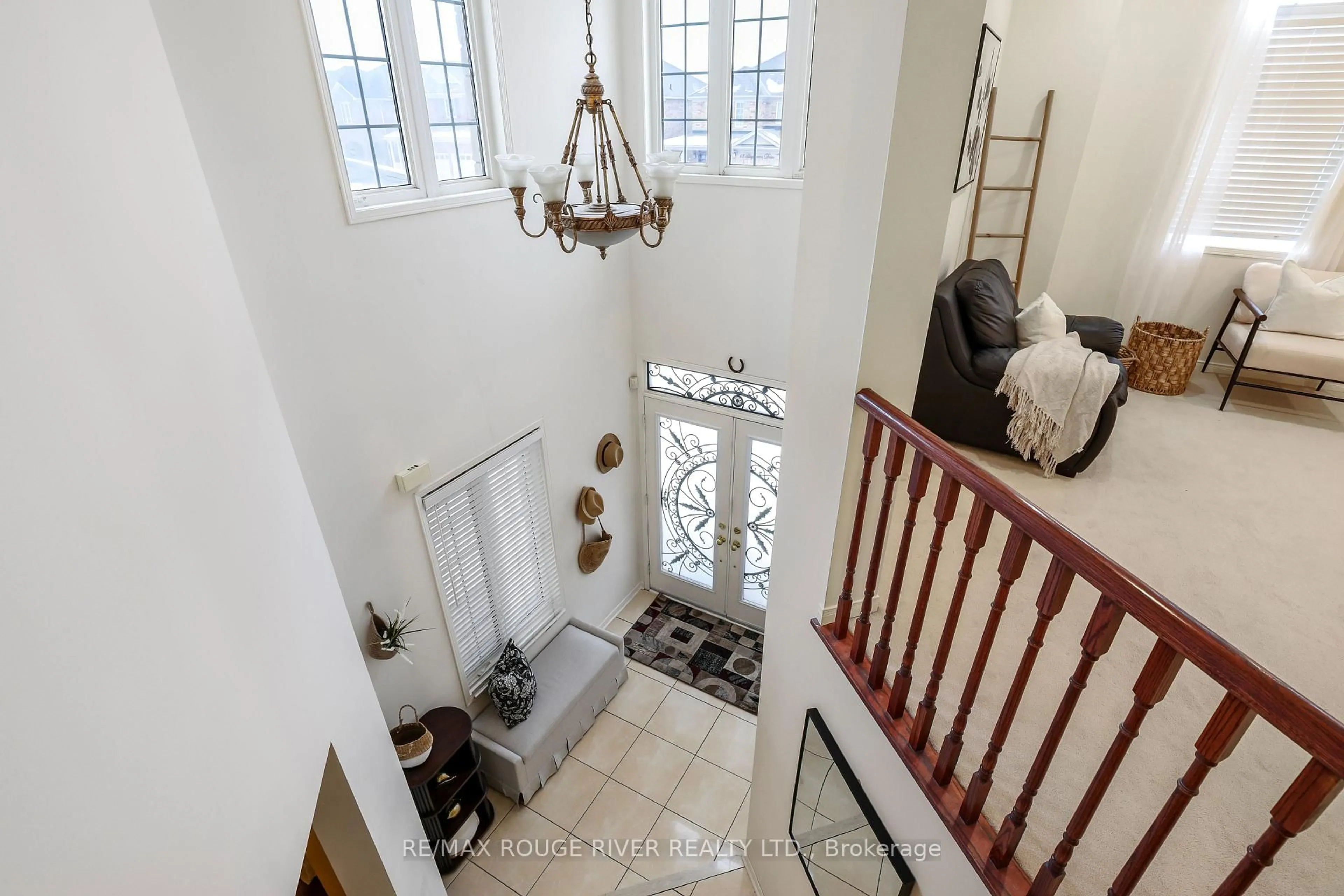 Indoor foyer for 14 Clapperton Dr, Ajax Ontario L1T 4X9