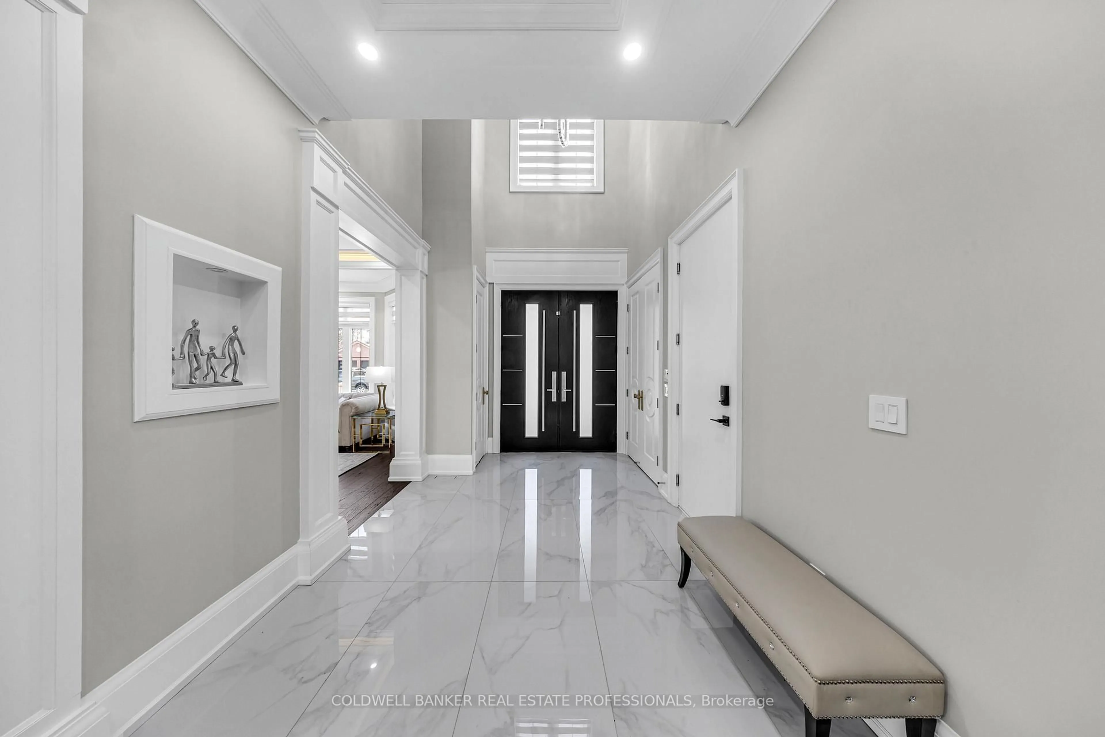 Indoor foyer for 4 Lovering Rd, Toronto Ontario M1T 3C4