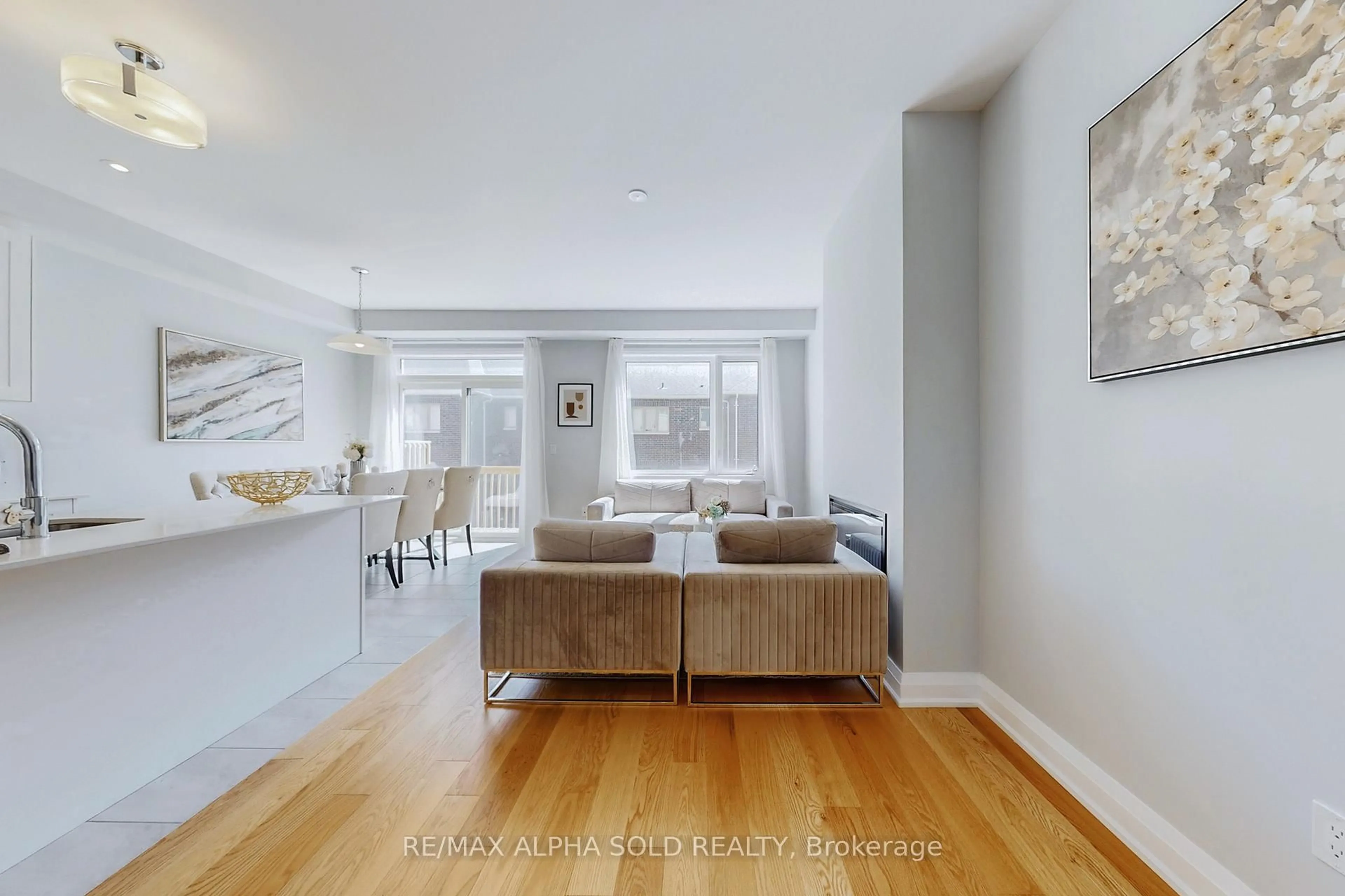 Living room with furniture, unknown for 957 Grosbeak Tr, Pickering Ontario L1X 0P6