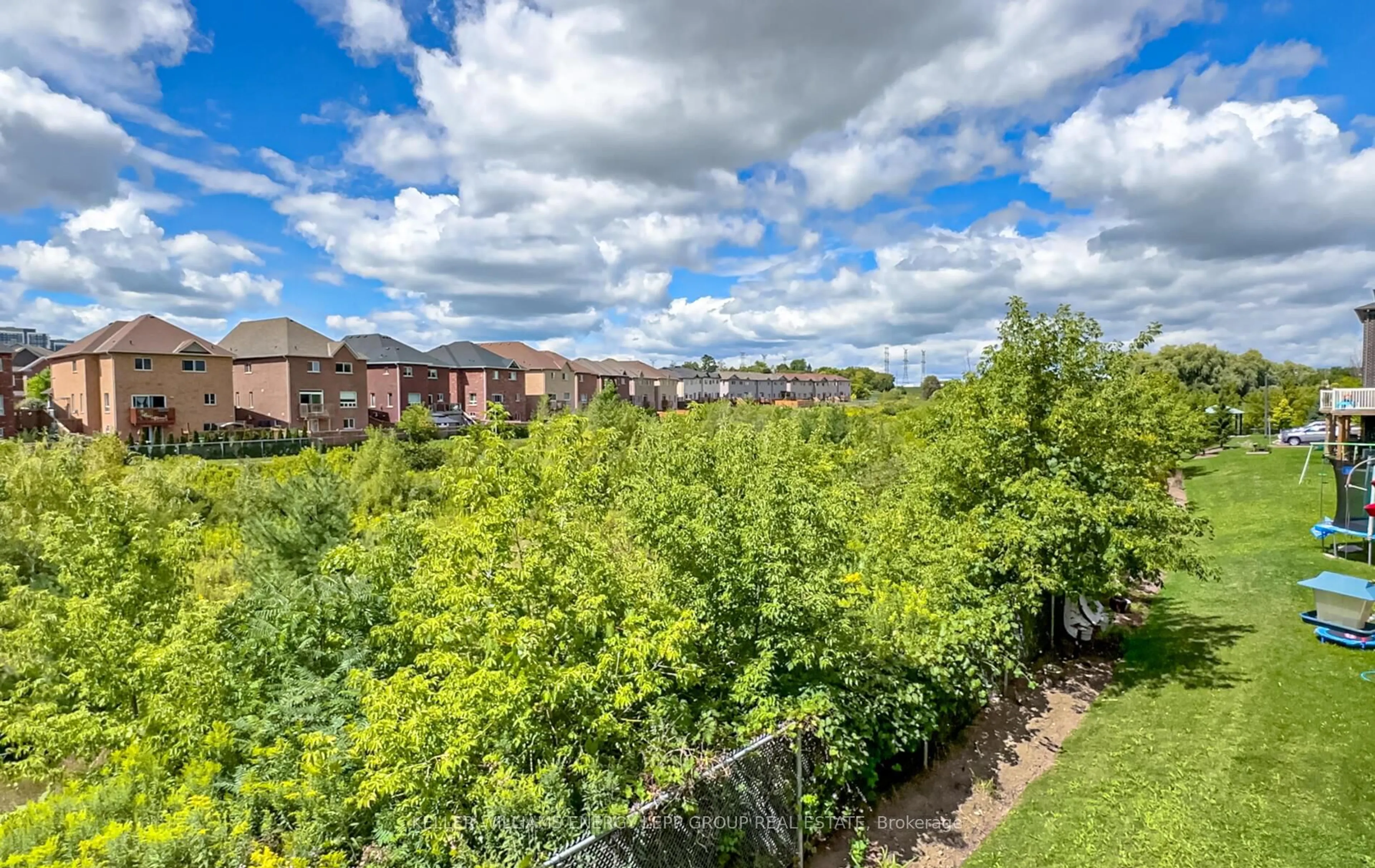 A pic from outside/outdoor area/front of a property/back of a property/a pic from drone, forest/trees view for 384 Arctic Red Dr #9, Oshawa Ontario L1L 0M5