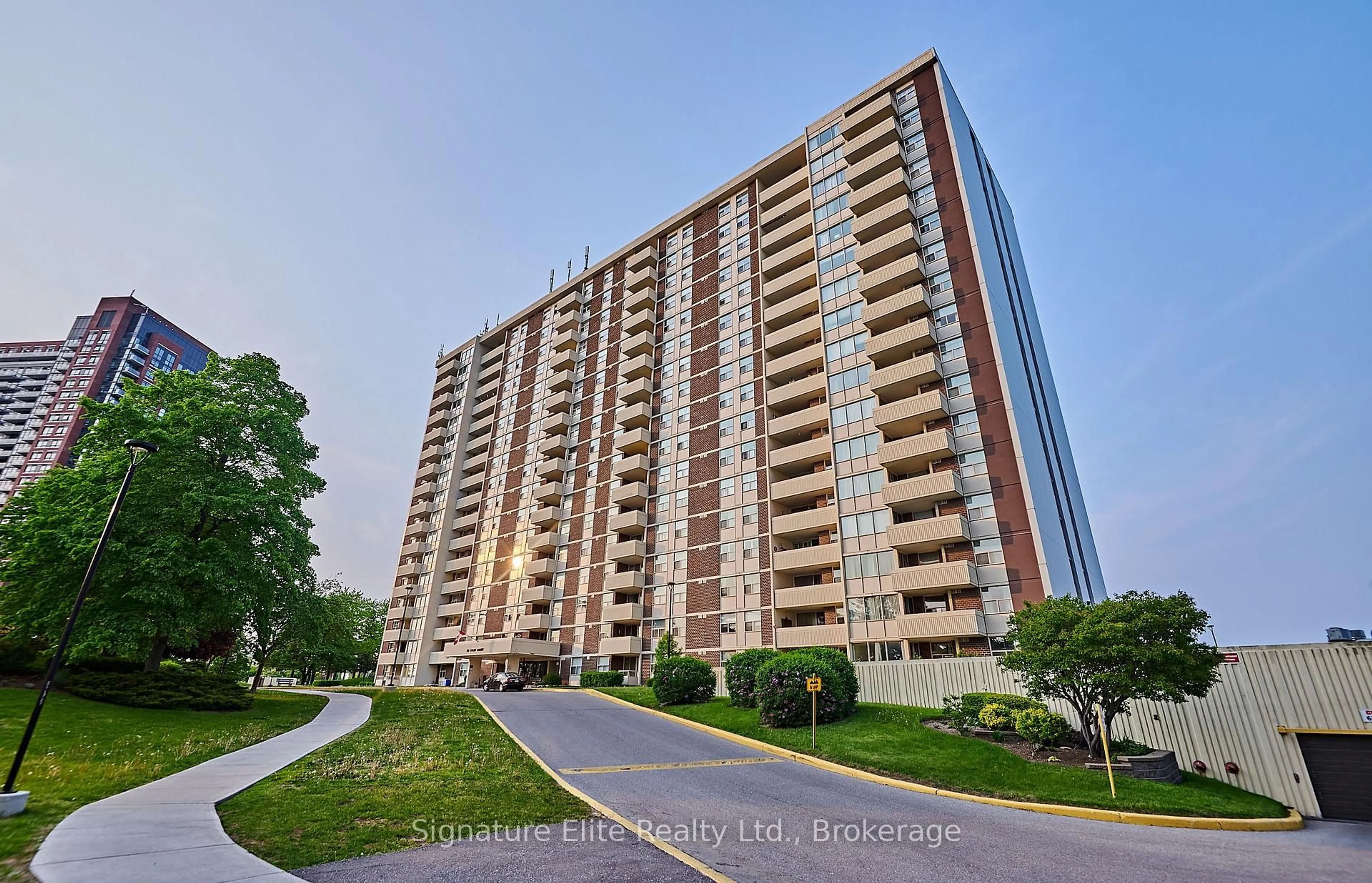 Unknown for 66 Falby Crt #710, Ajax Ontario L1S 3L2