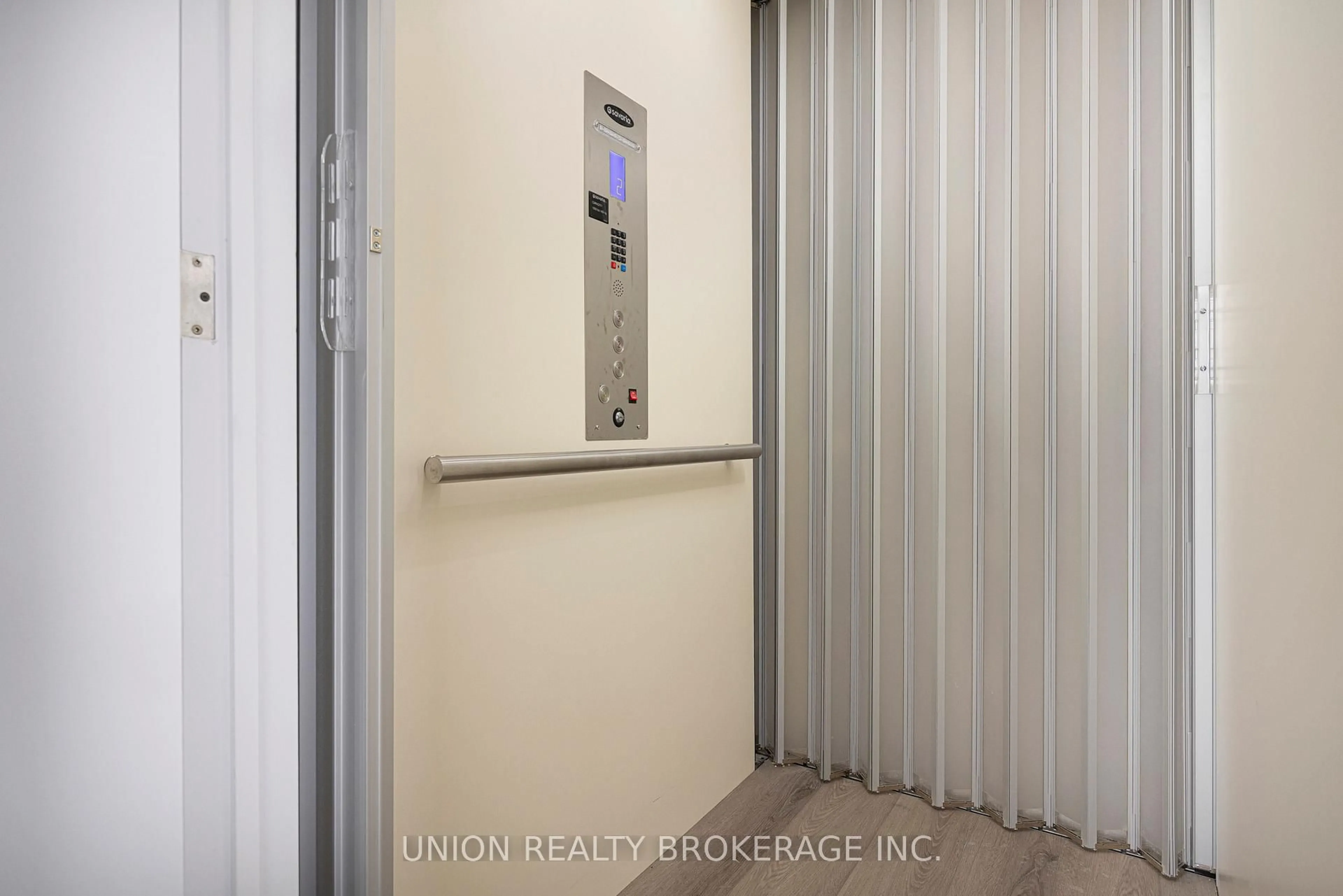 Unknown for 1316 Kingston Rd #701, Toronto Ontario M1N 1P6