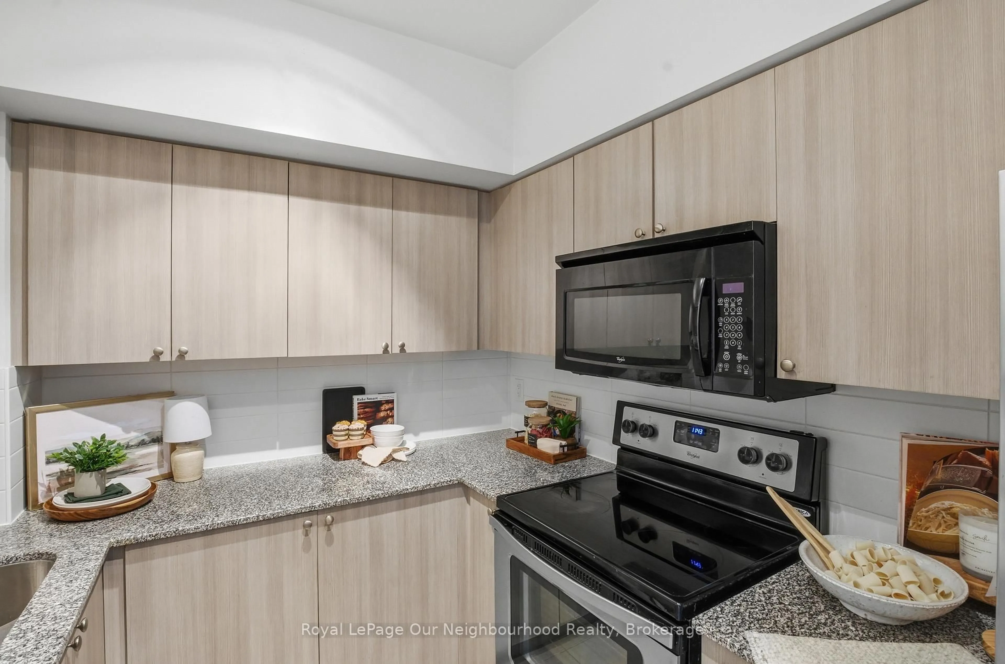 Standard kitchen, unknown for 1235 BAYLY St #301, Pickering Ontario L1W 1L7
