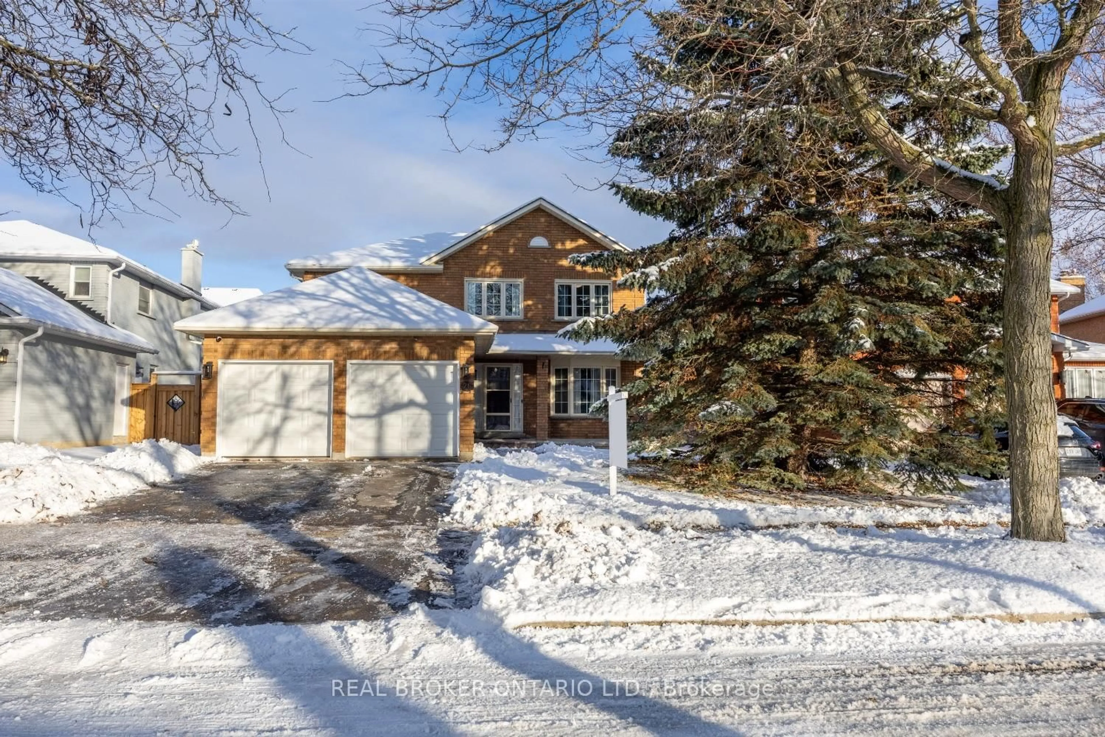 Unknown for 26 Falstaff Cres, Whitby Ontario L1R 1W3