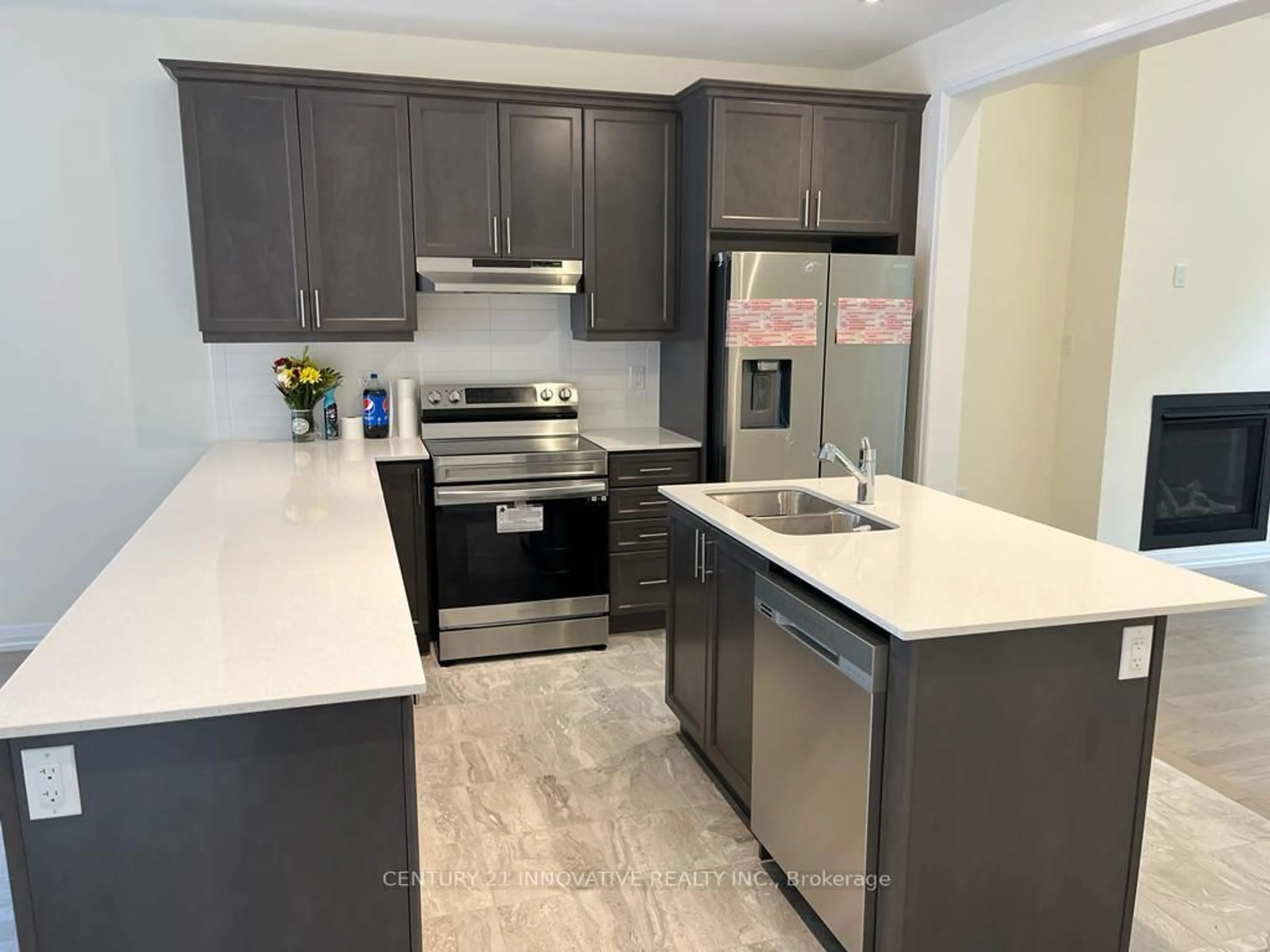 Open concept kitchen, ceramic/tile floor for 22 Holtby Crt, Scugog Ontario L9L 0B4