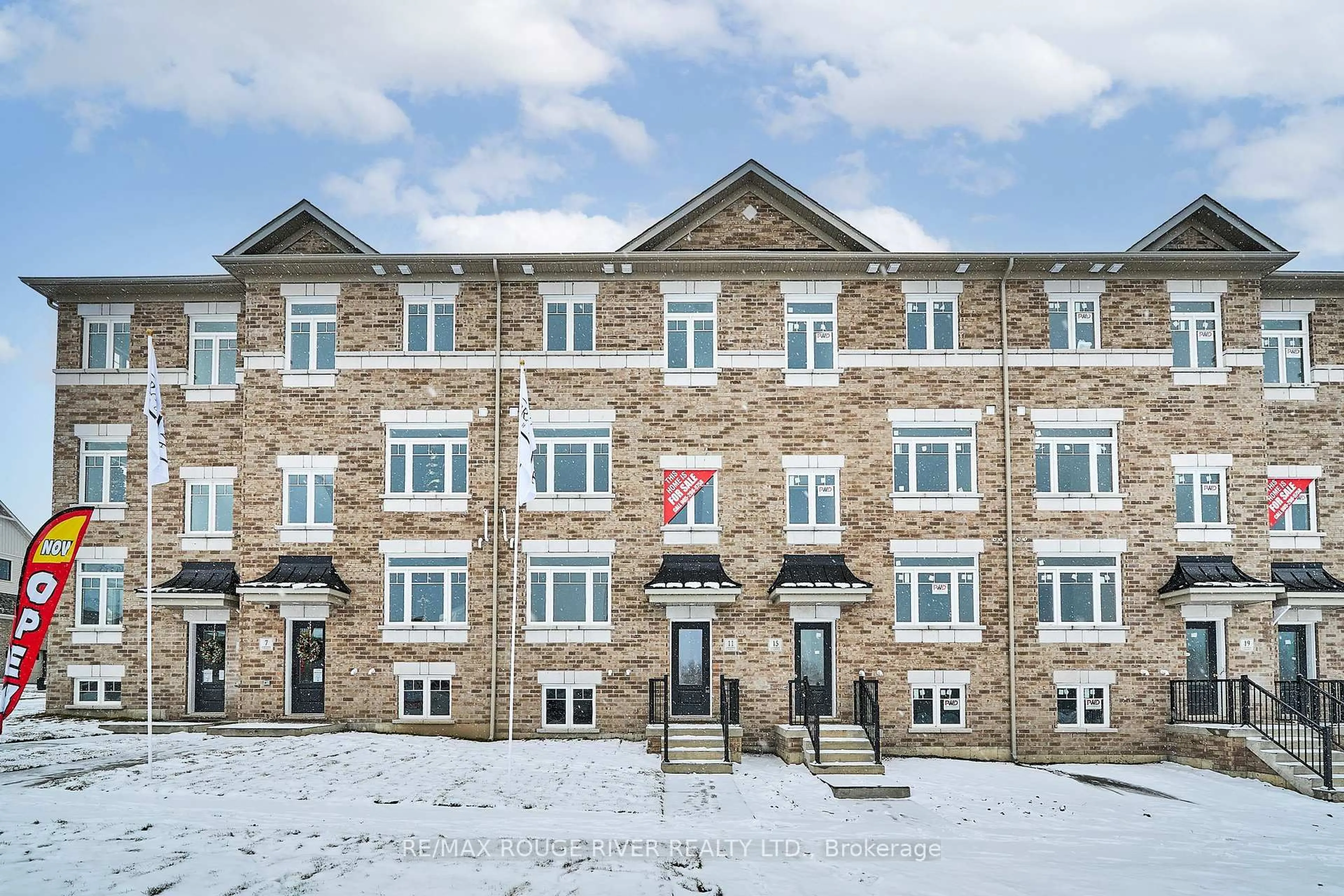 A pic from outside/outdoor area/front of a property/back of a property/a pic from drone, building for 11 Addyman Cres, Clarington Ontario L1B 0X1