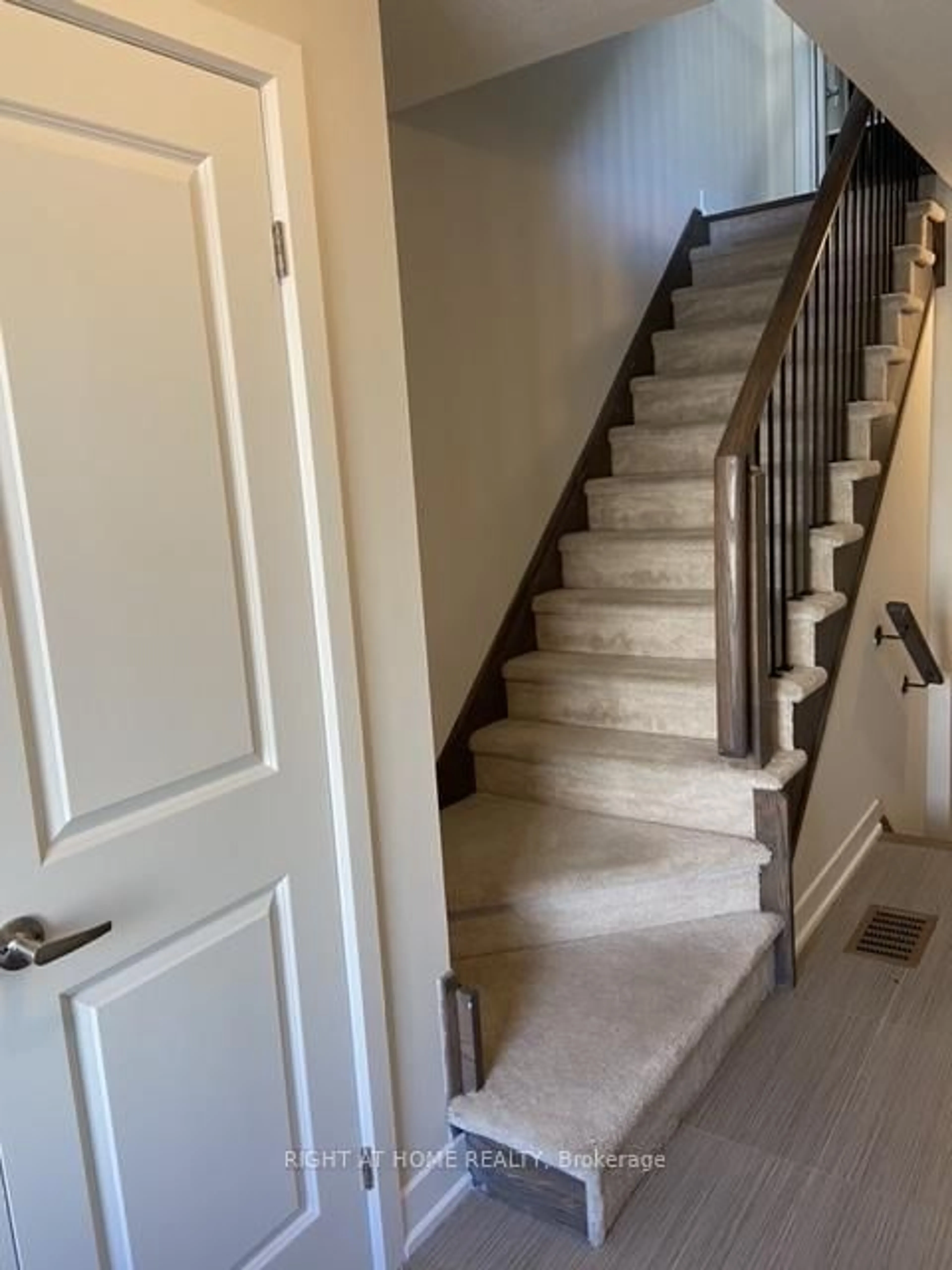 Stairs for 56 Pallock Hill Way #31, Whitby Ontario L1R 0N5