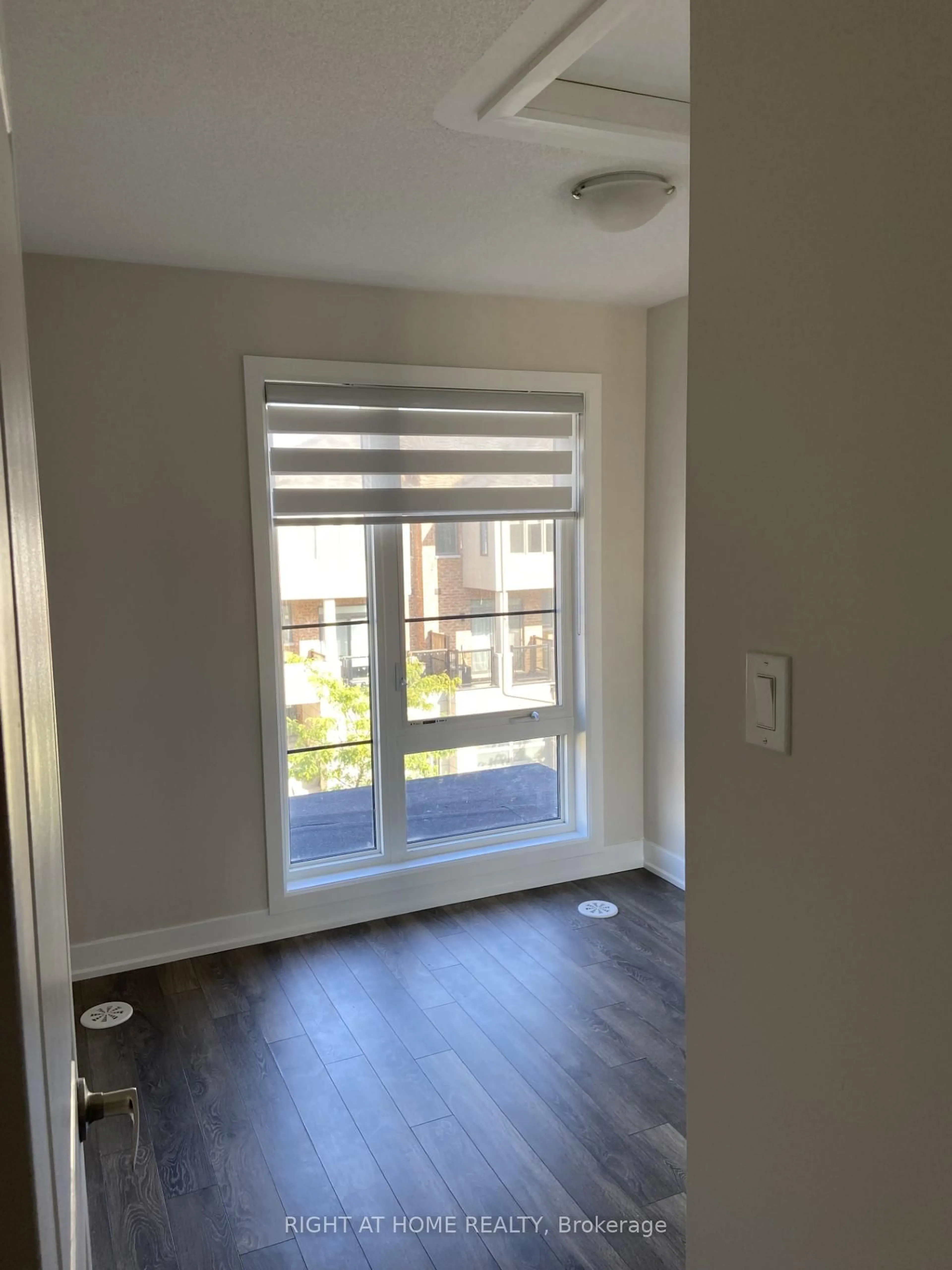 A pic of a room for 56 Pallock Hill Way #31, Whitby Ontario L1R 0N5